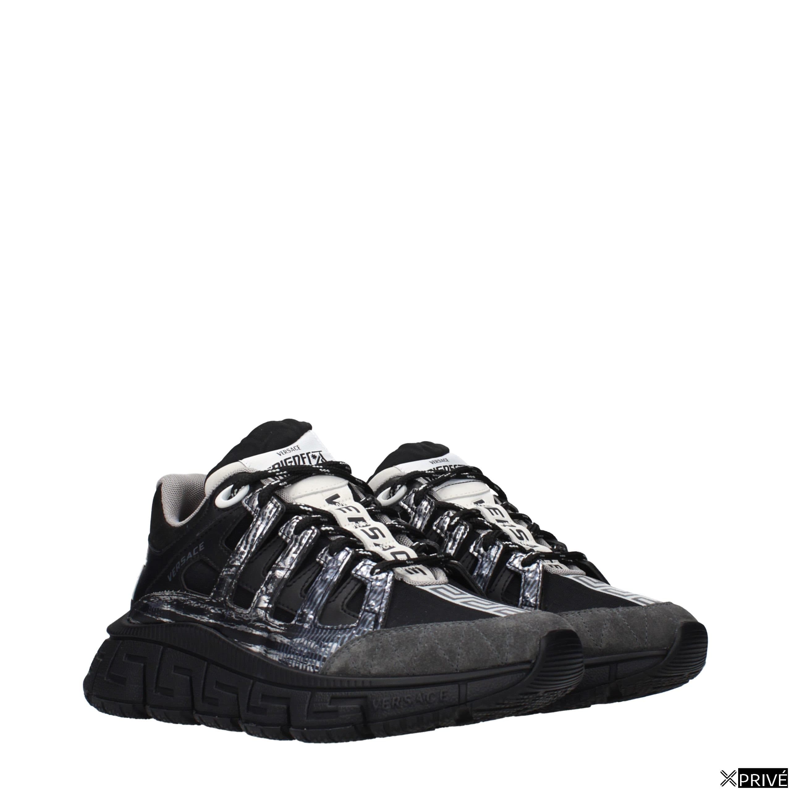 Chaussures de sport noires en Tissu — 2
