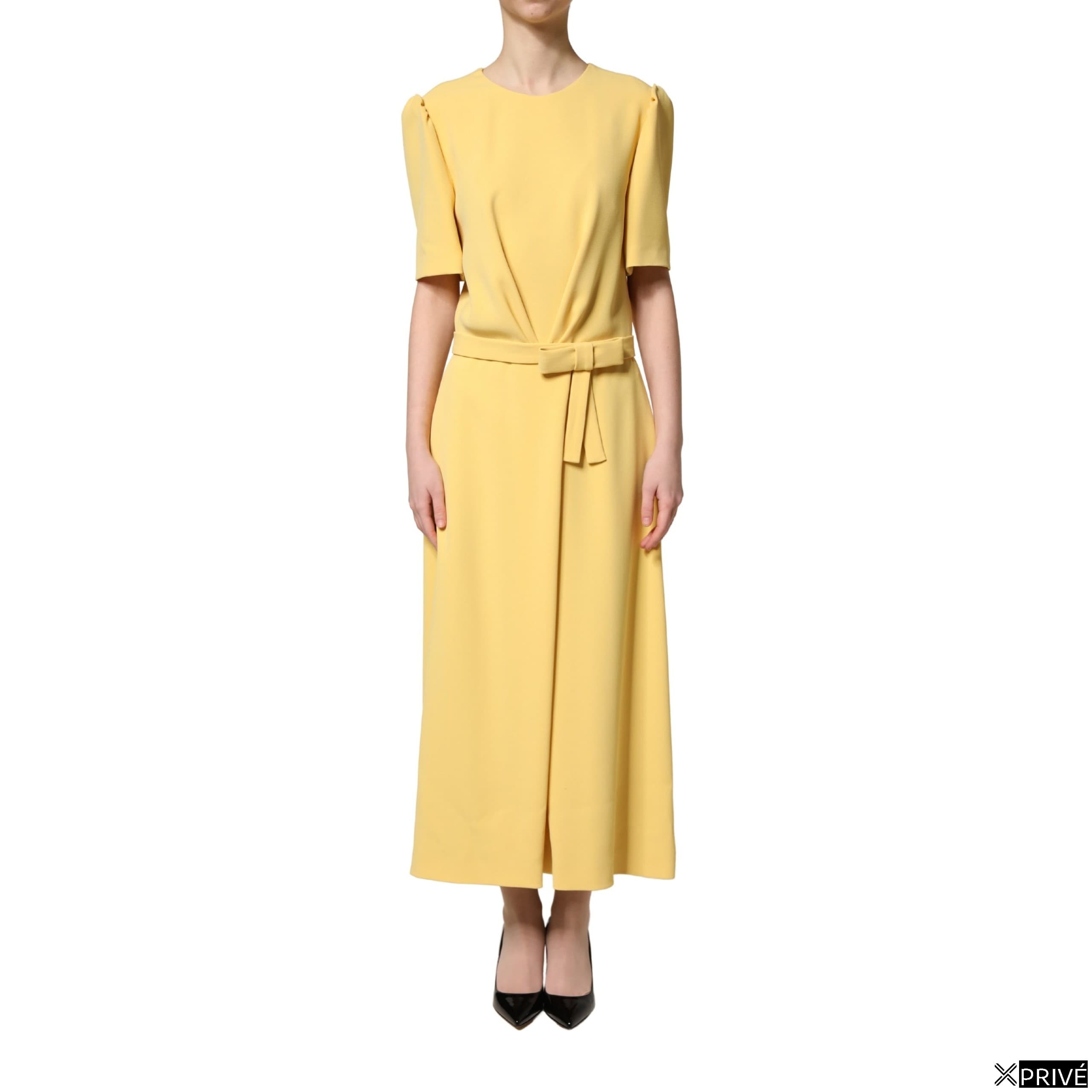 Robe jaune — 1