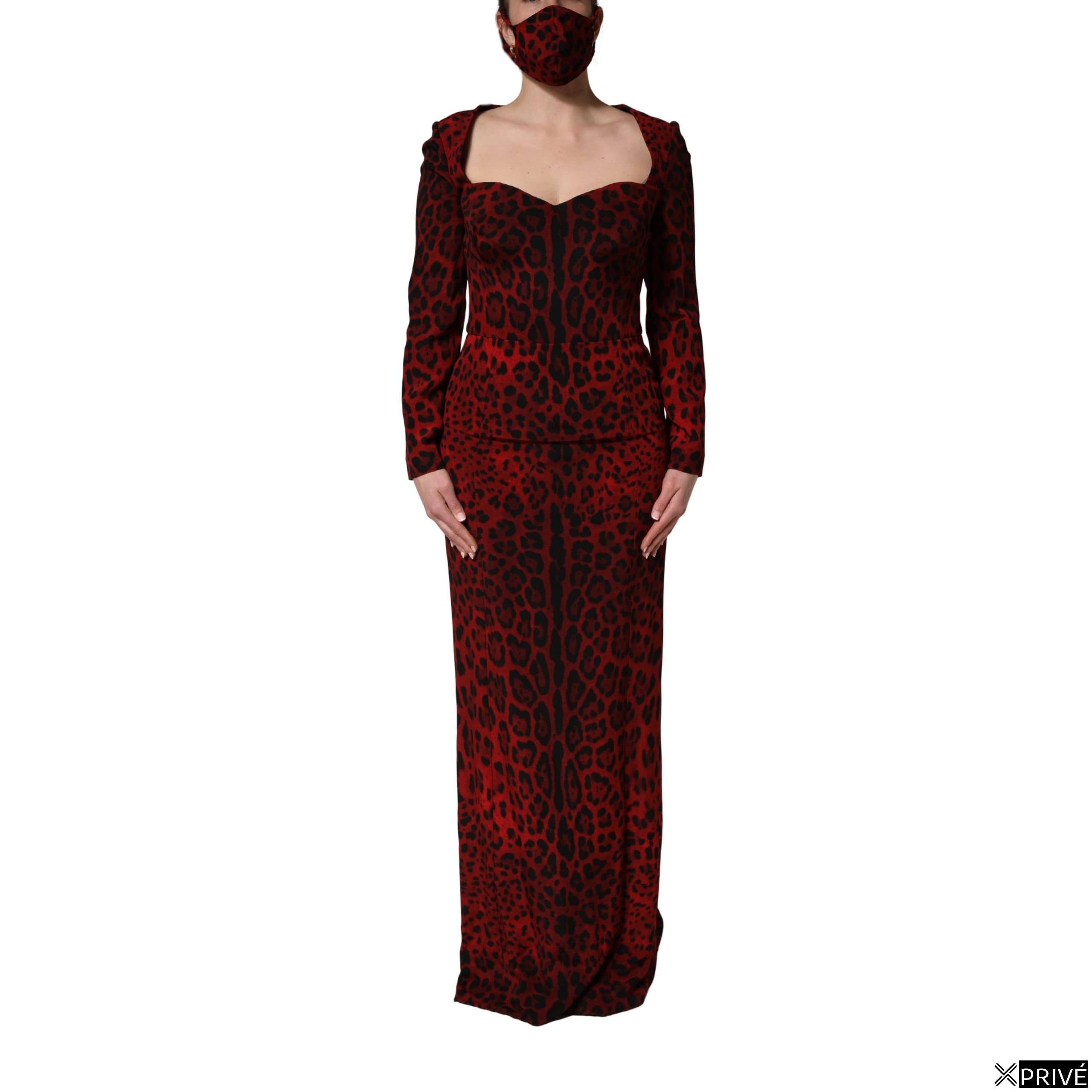 Robe rouge — 1