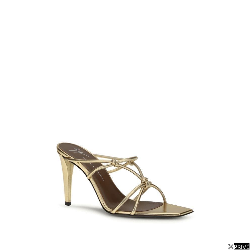 Sandales dorées — 2