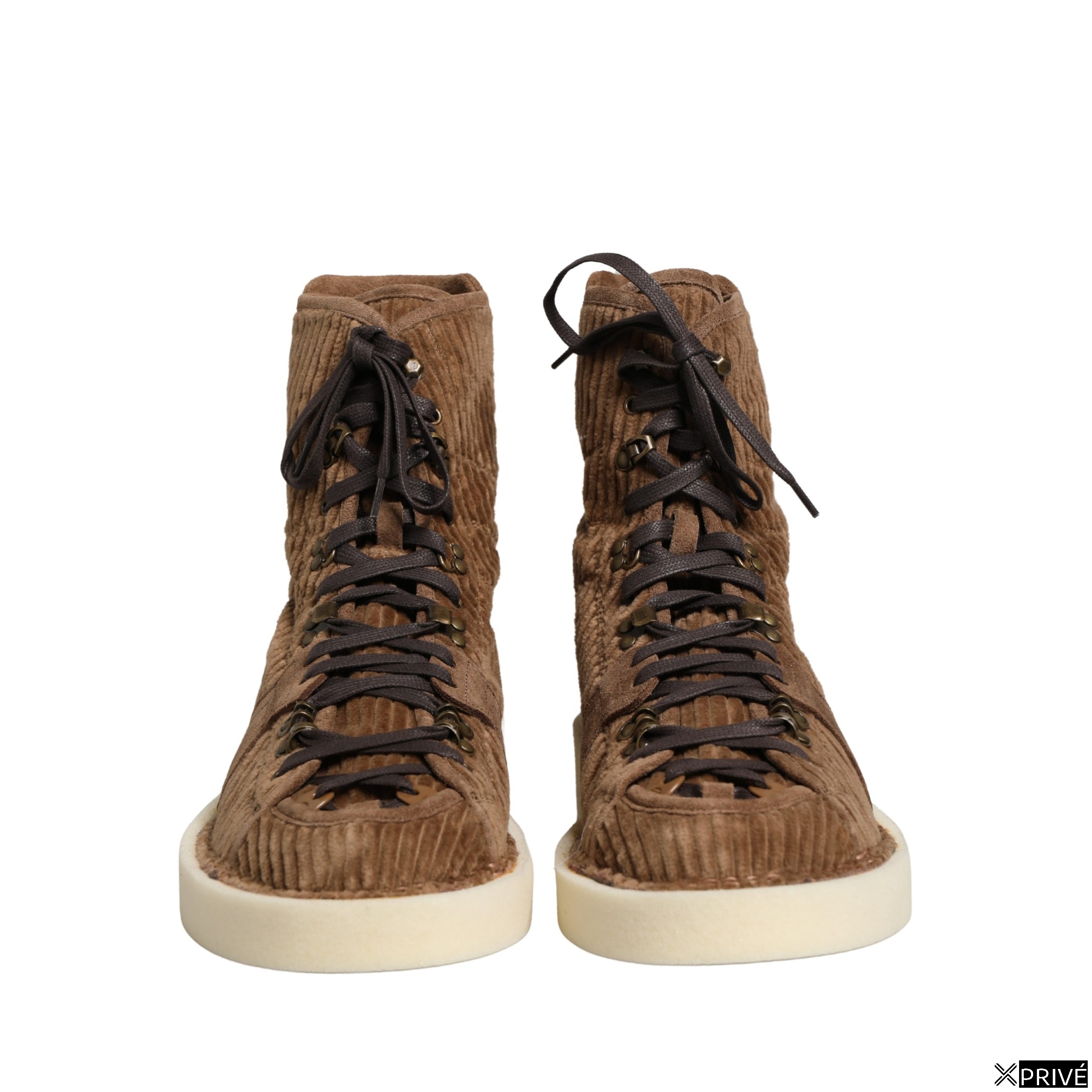 Bottes brunes — 3