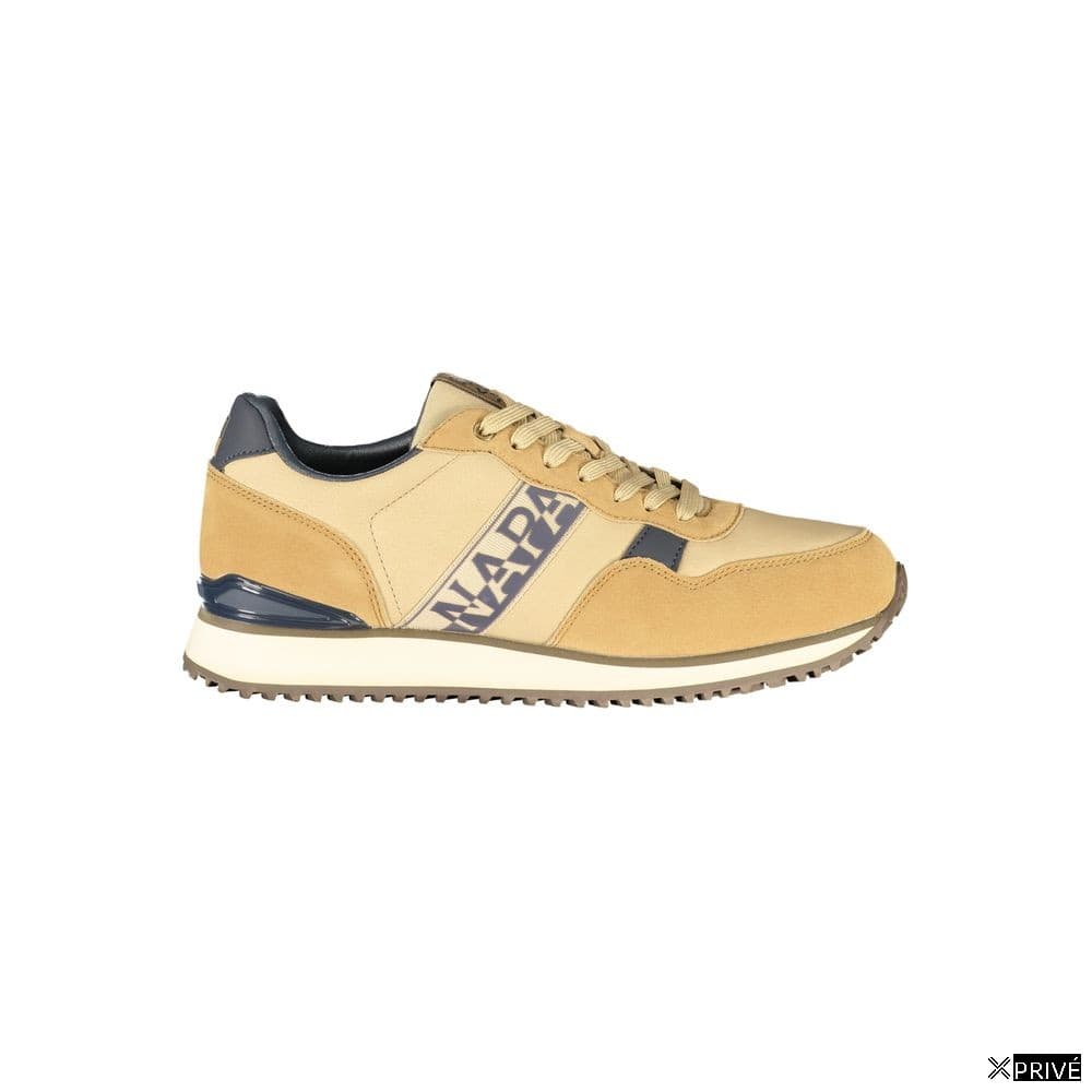 Chaussures de sport brunes — 1