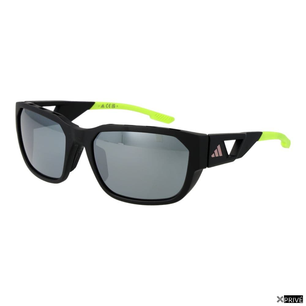 Lunettes de soleil noires — 1
