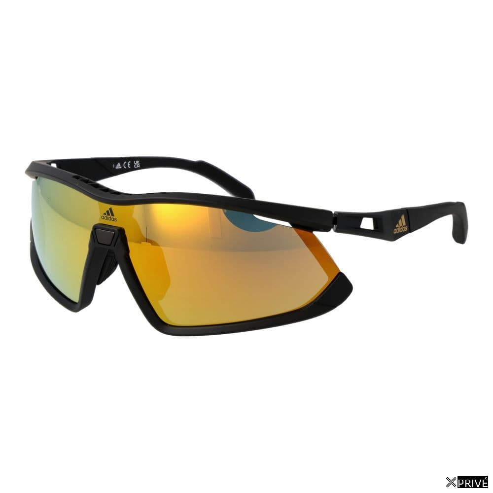 Lunettes de soleil noires — 1
