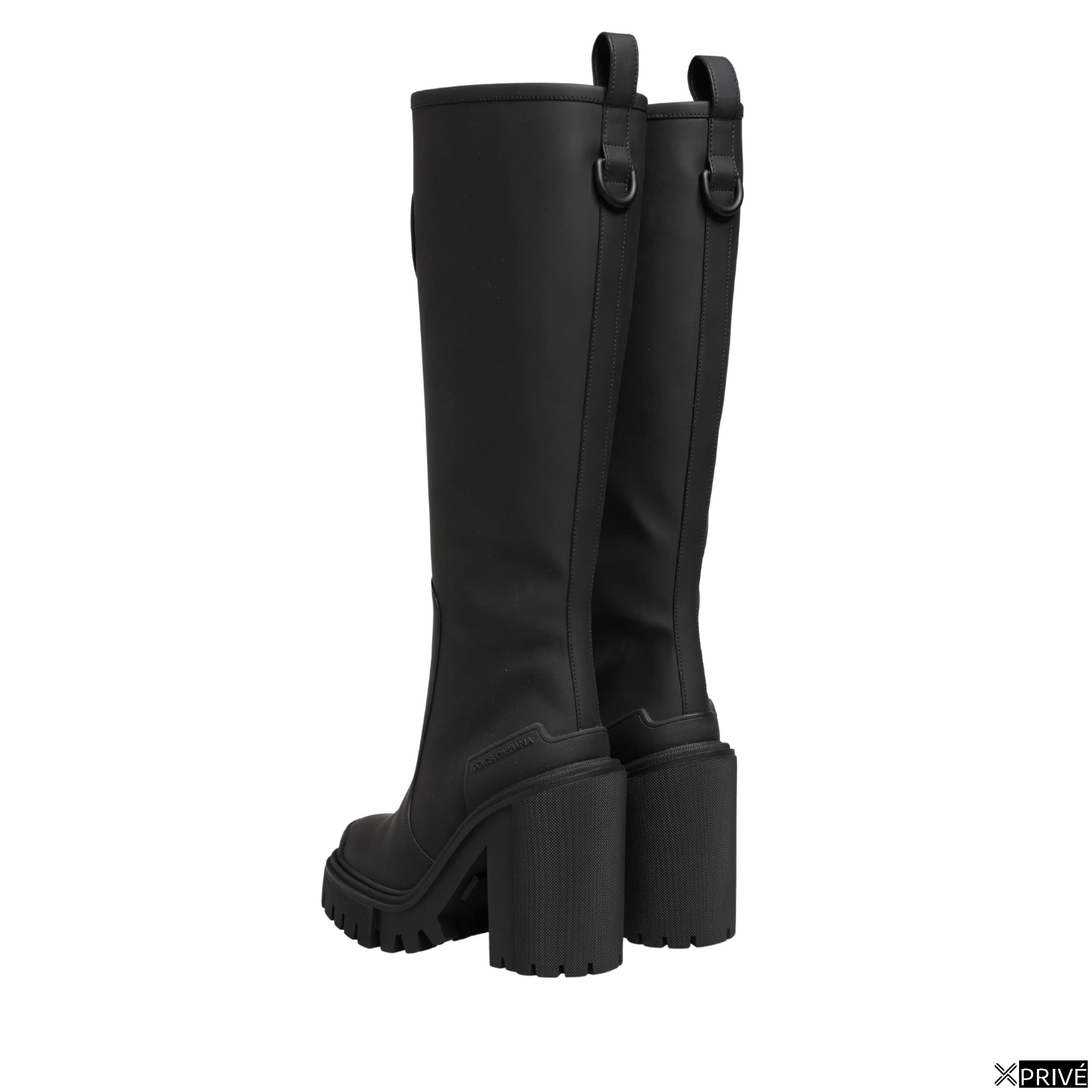 Bottes noires — 6