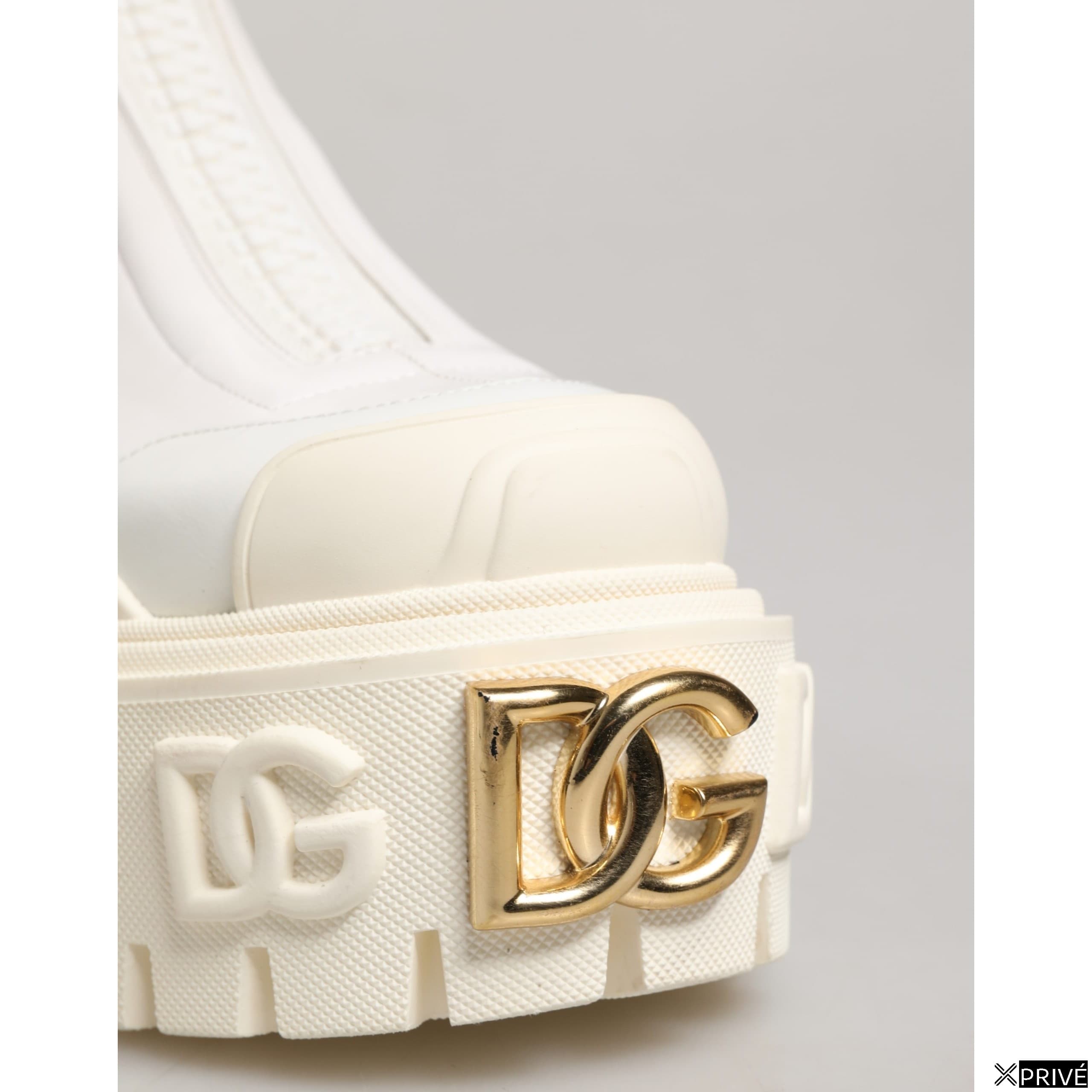 Bottes blanches — 6