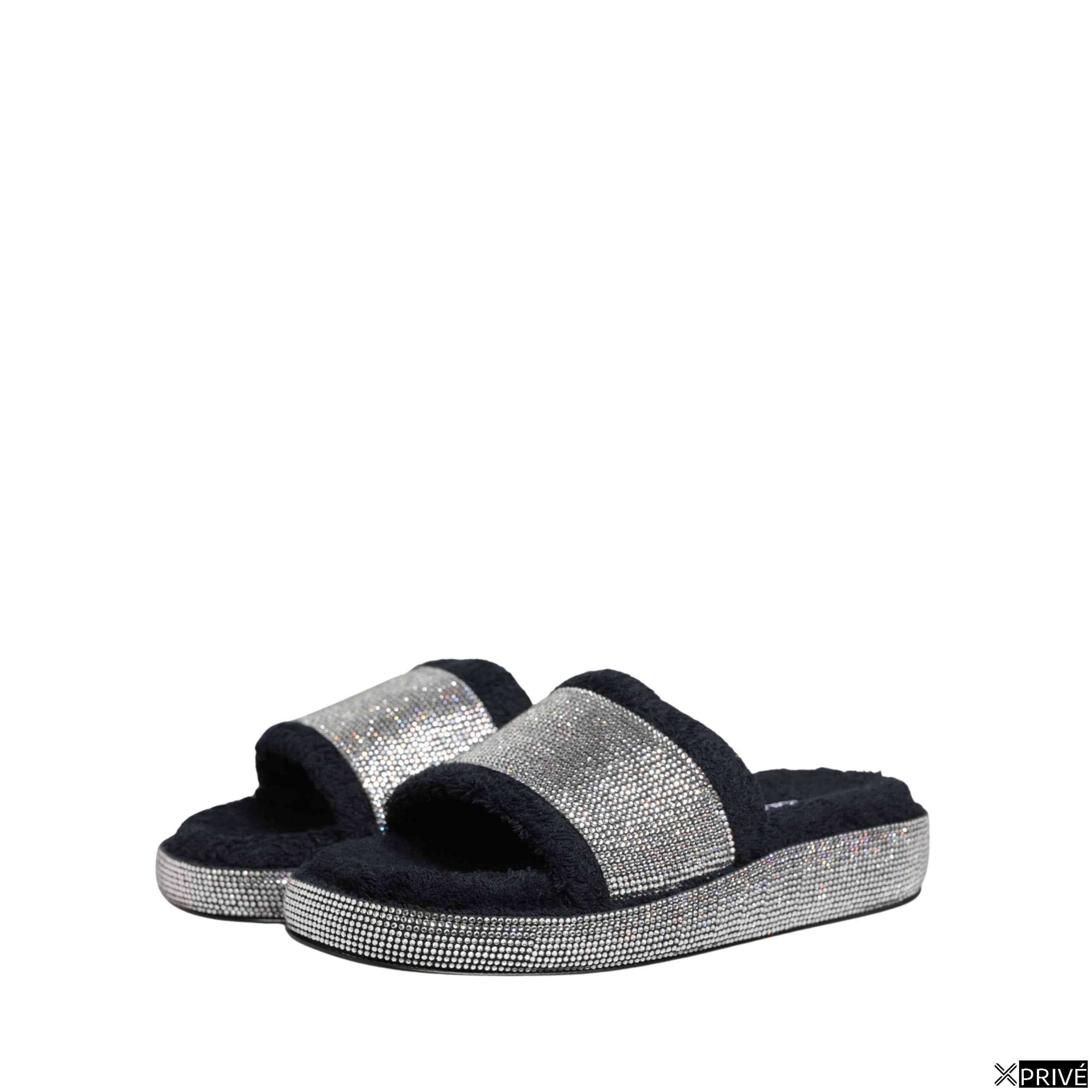 Sandales noires — 5