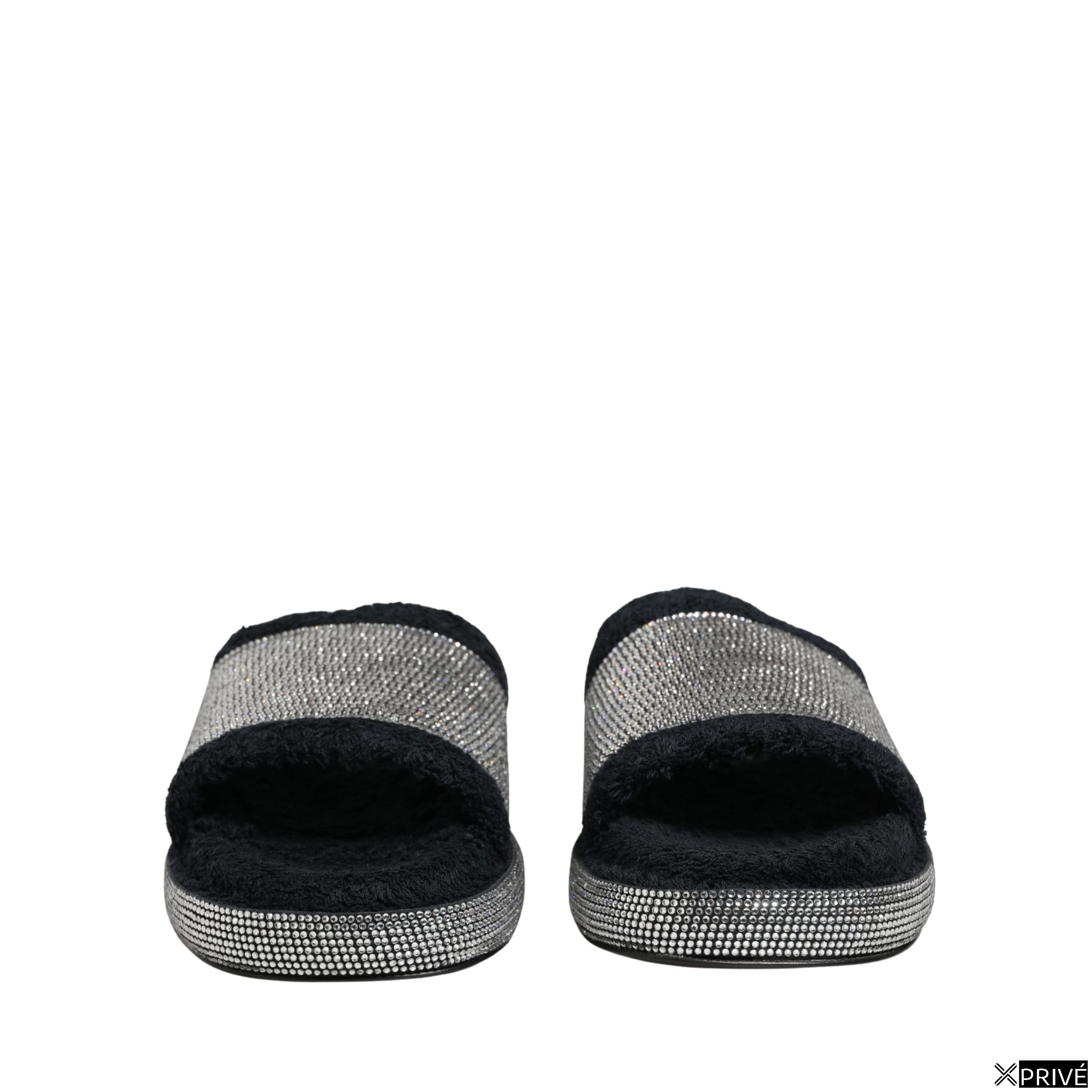 Sandales noires — 3