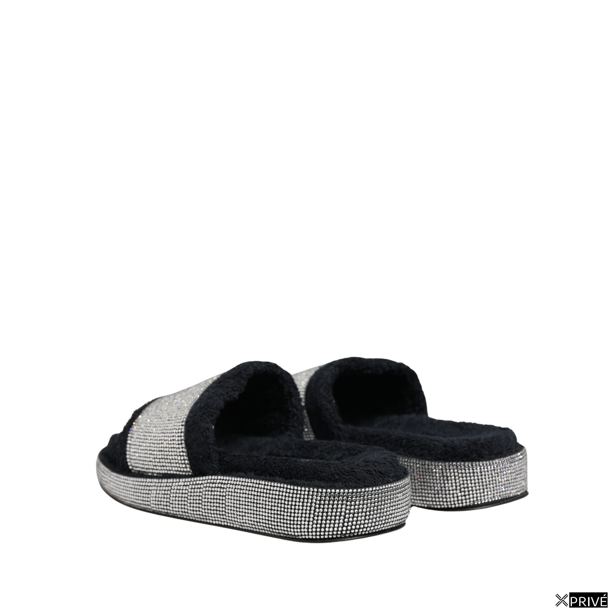 Sandales noires — 6