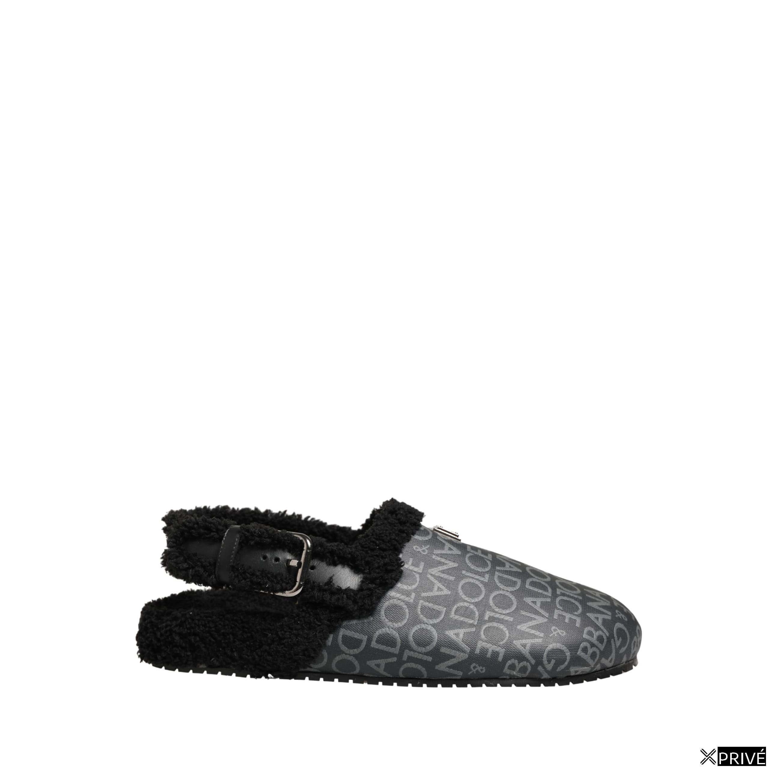 Sandales grises — 1