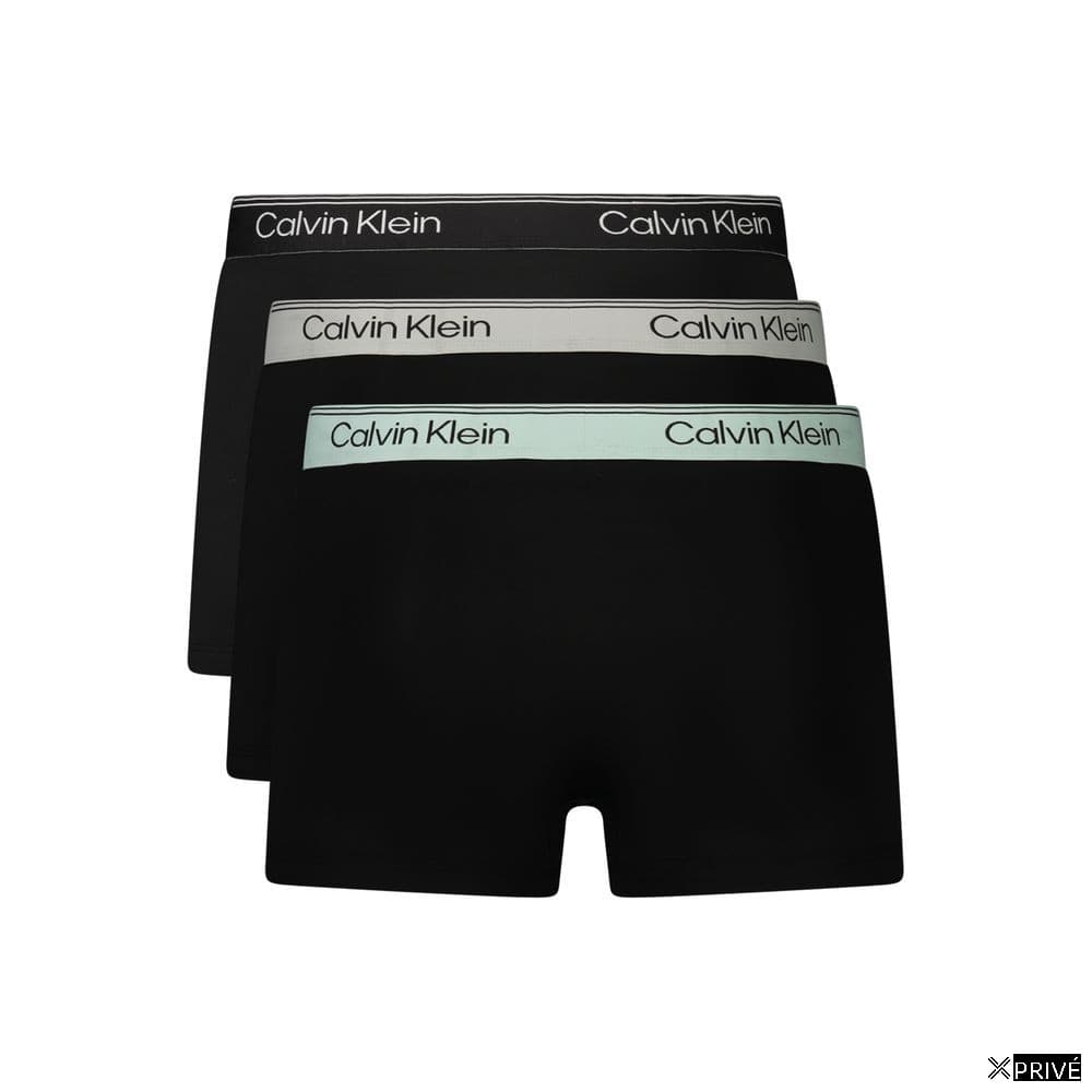 Sous-vêtements noirs — 2