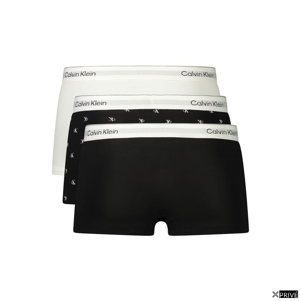 Sous-vêtements noirs — 2