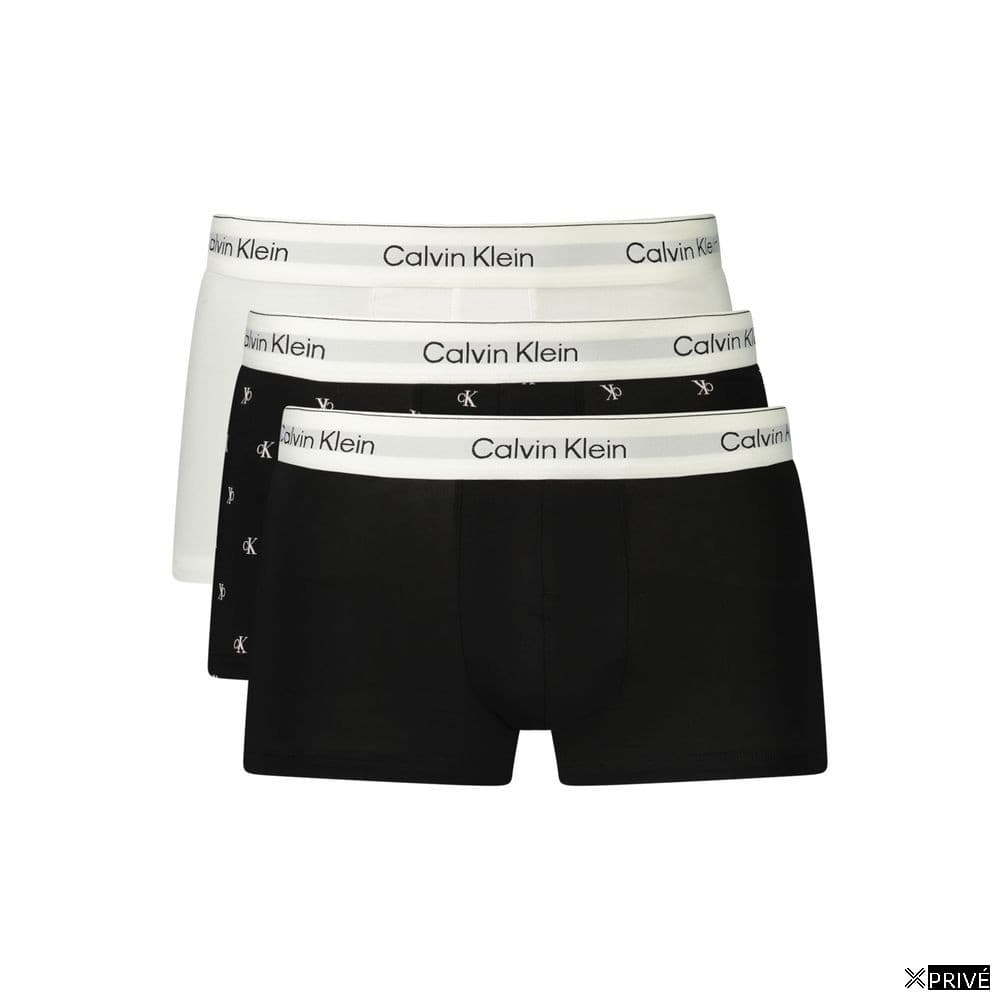 Sous-vêtements noirs — 1