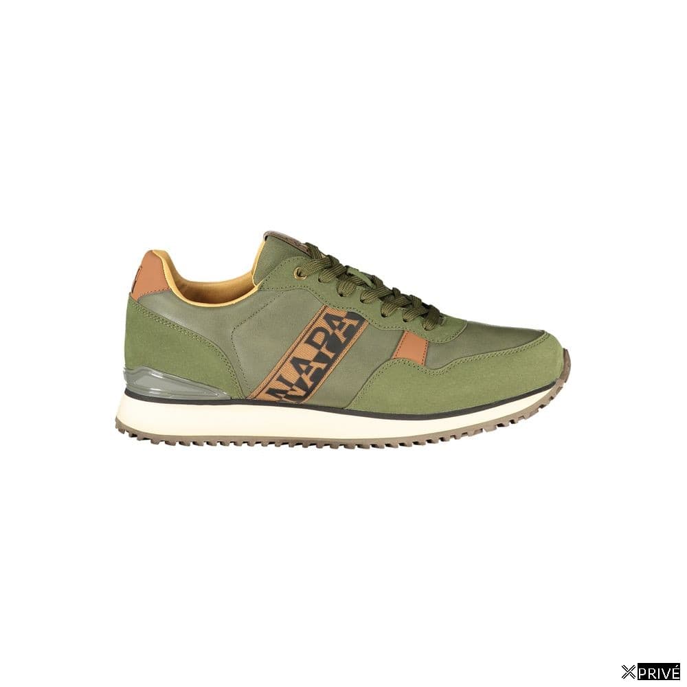 Chaussures de sport vertes — 1