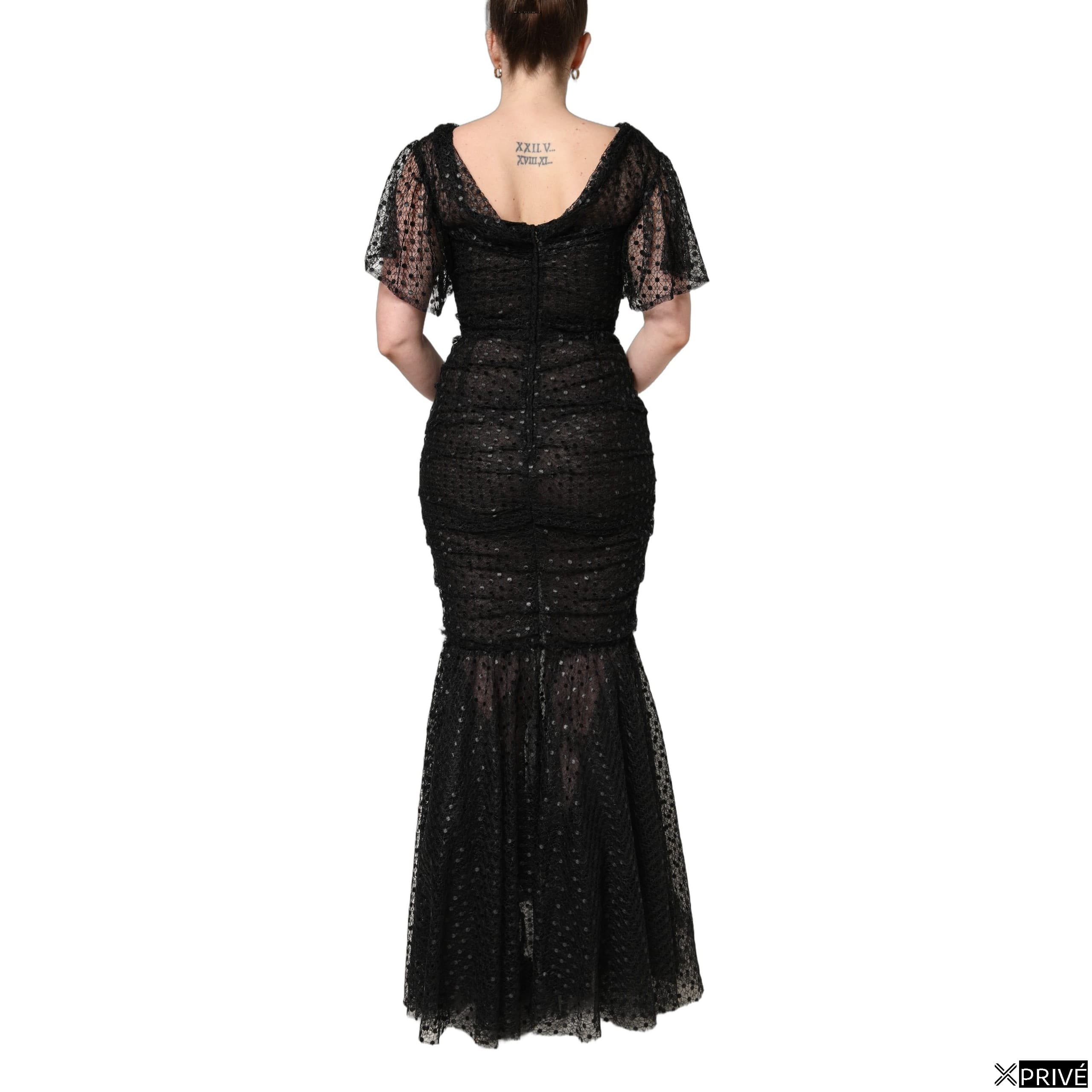 Robe noire — 4