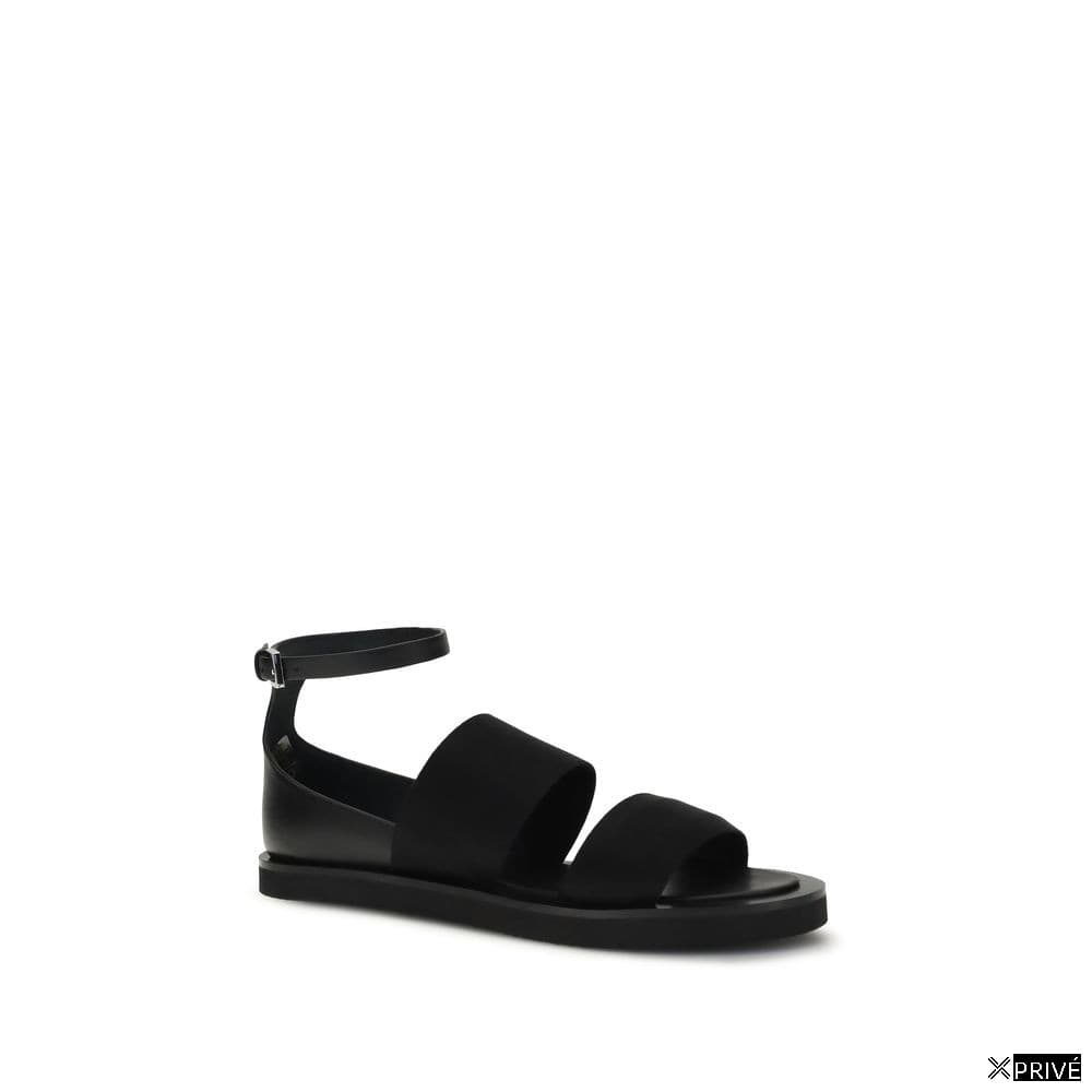 Sandales noires — 2
