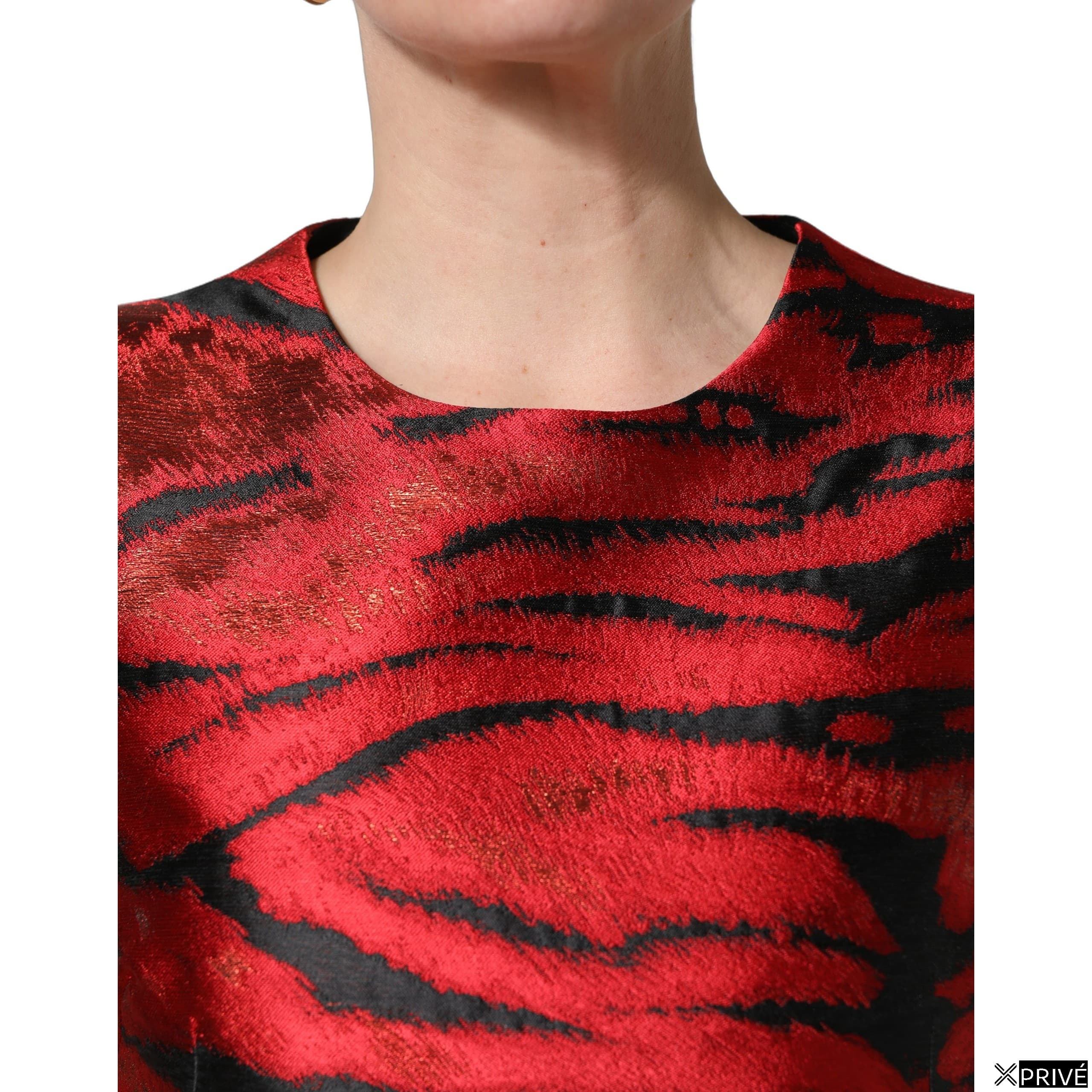 Robe noir et rouge — 5