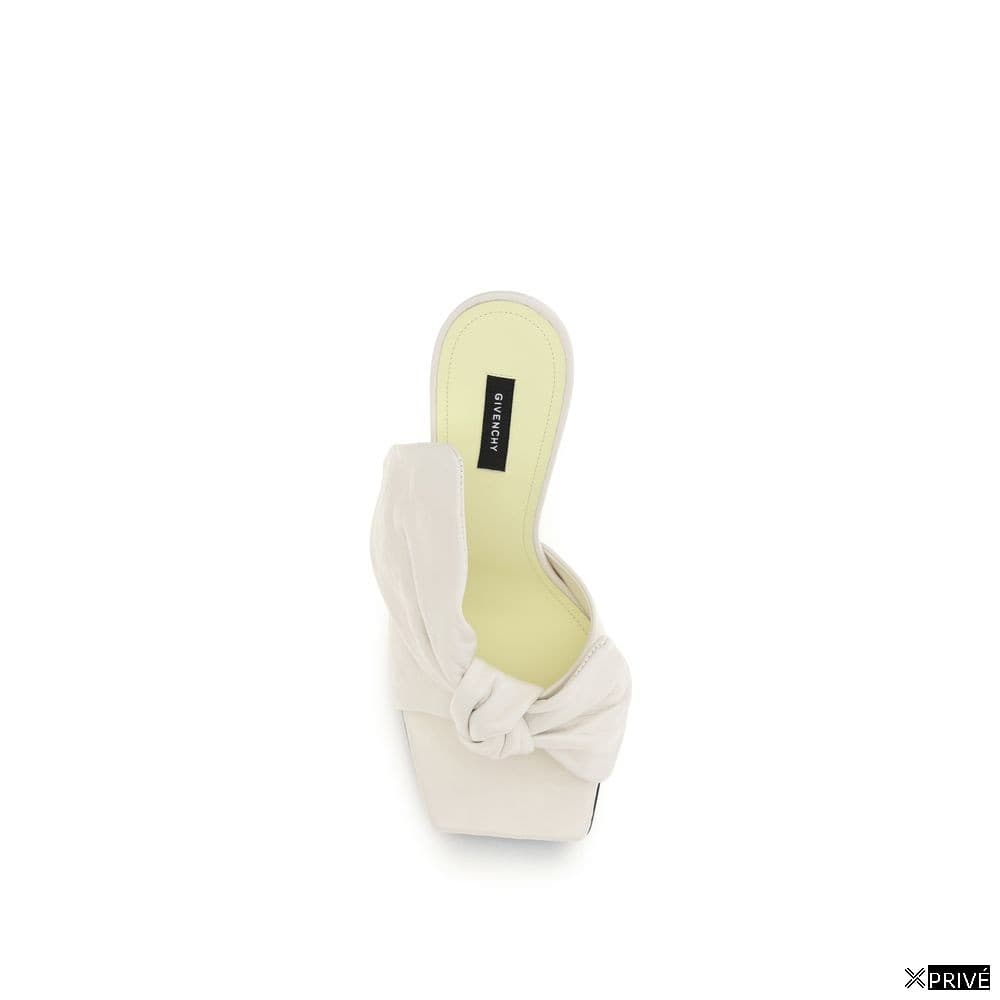 Sandales blanches — 4