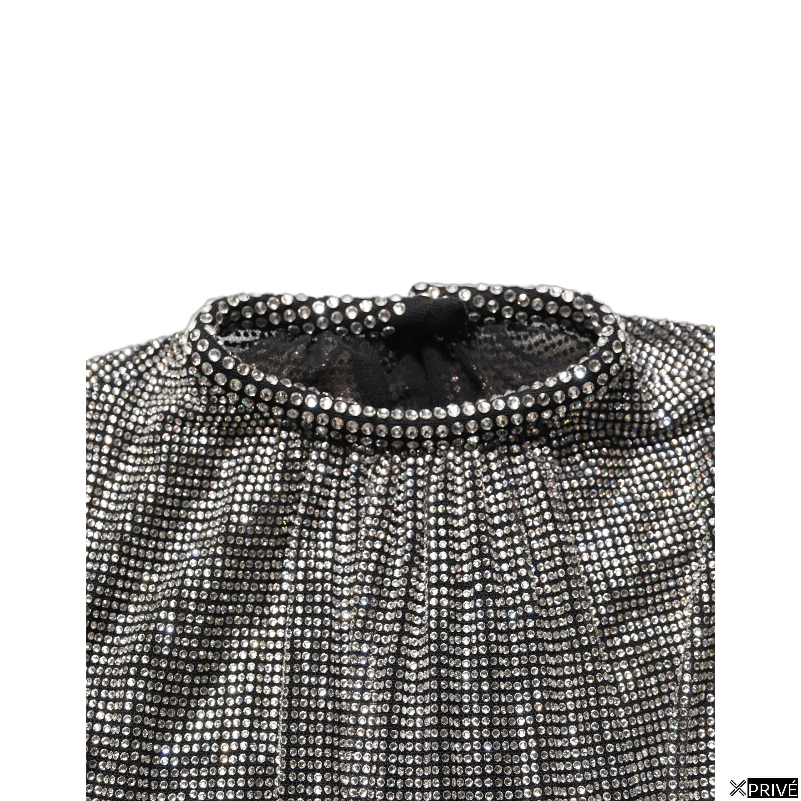 Robe argentée — 6