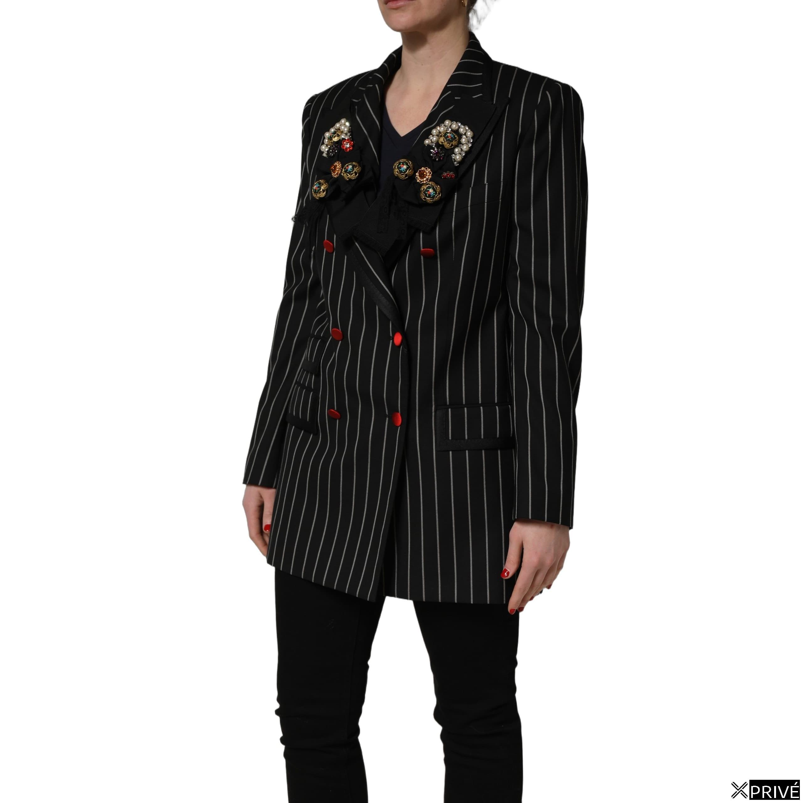Veste noire — 3