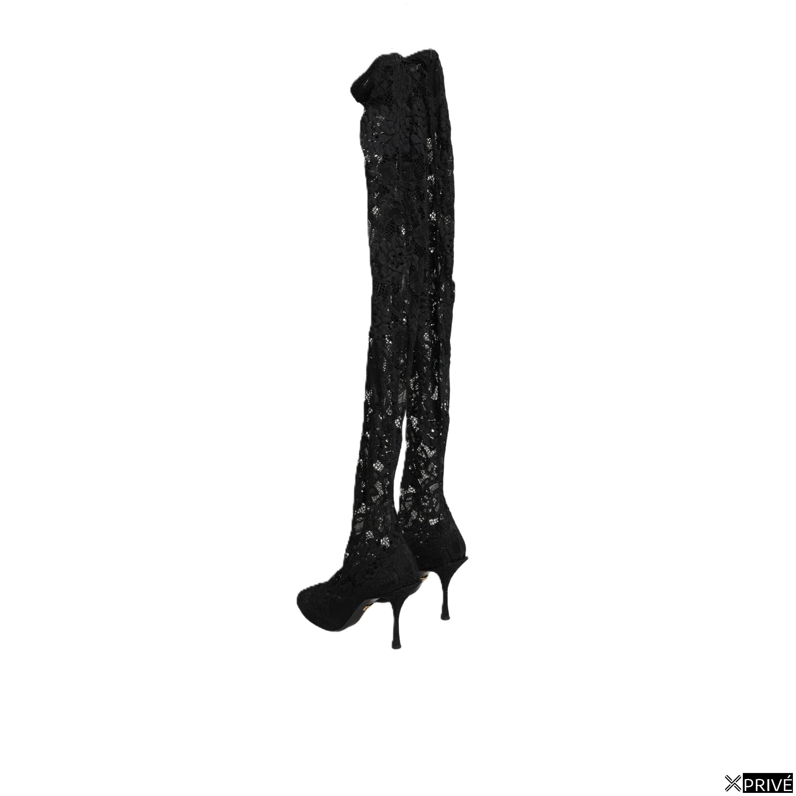 Bottes noires — 3
