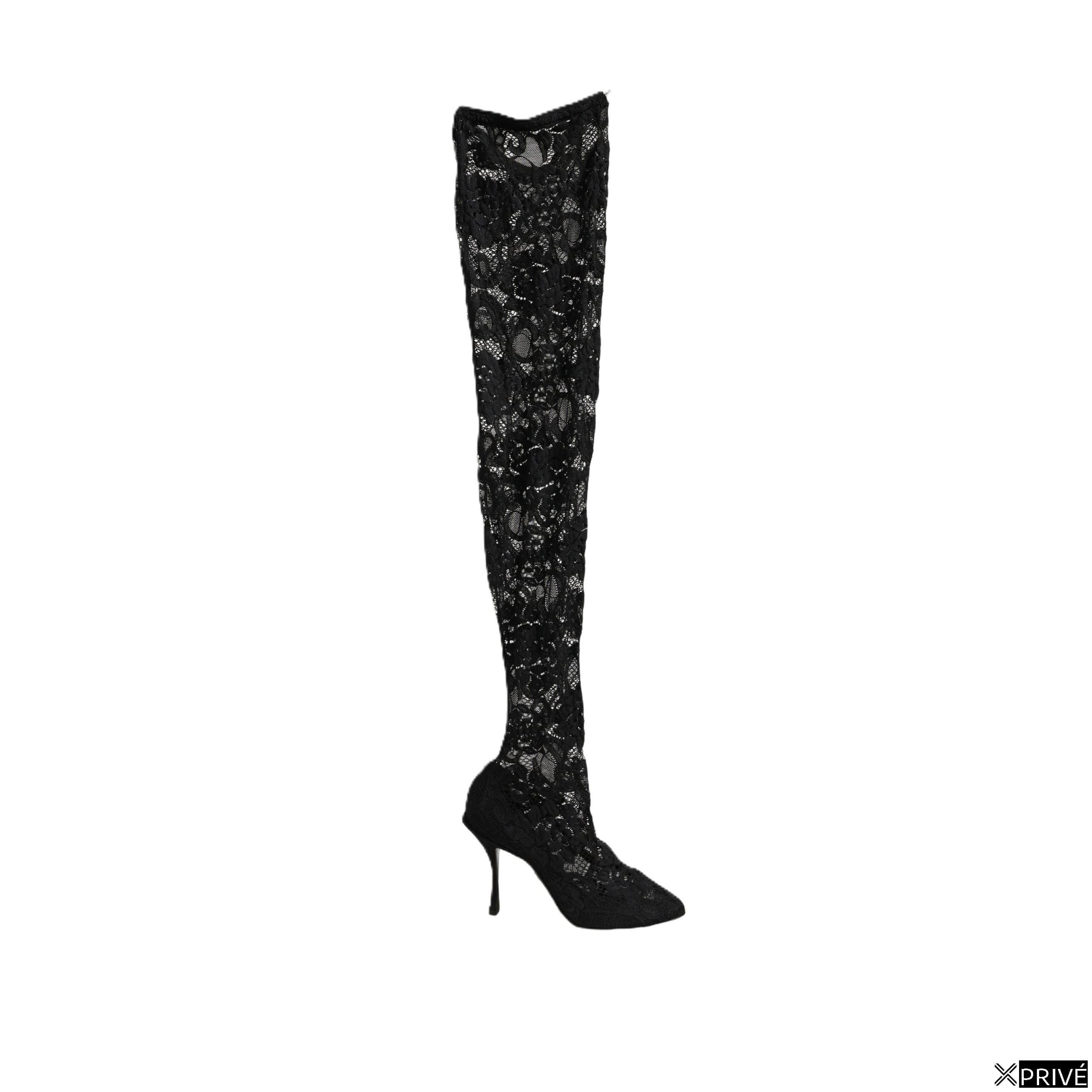 Bottes noires — 1