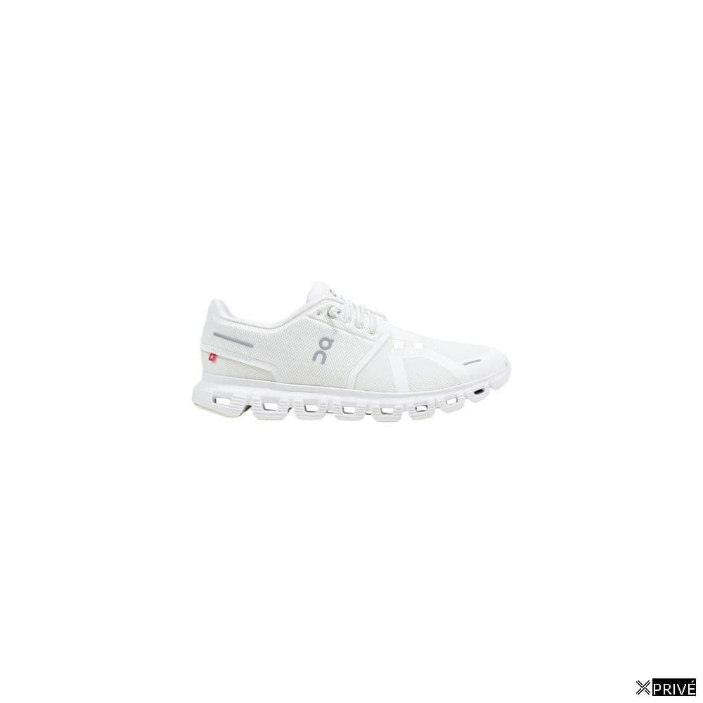 Chaussures de sport blanches — 1