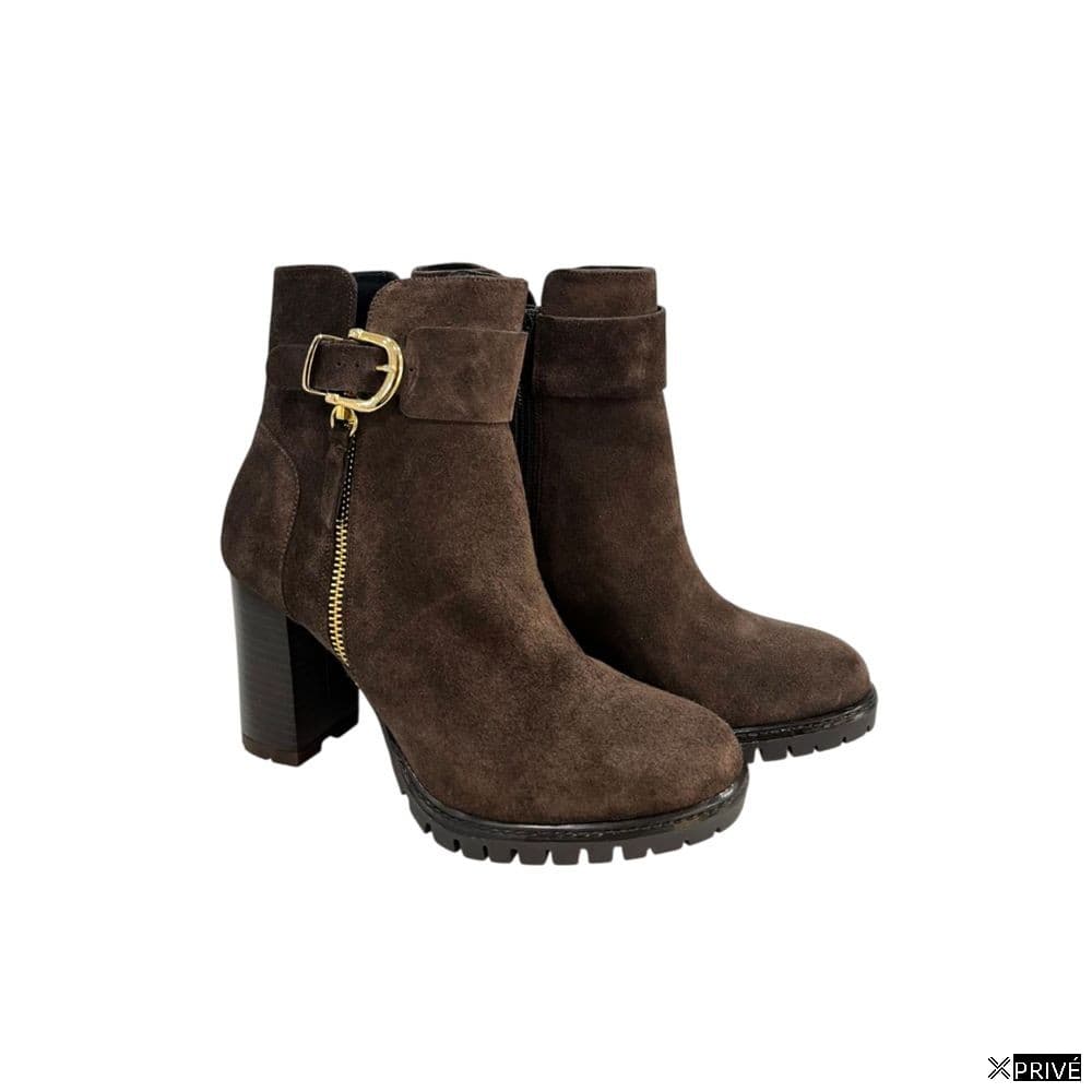 Bottes brunes — 3