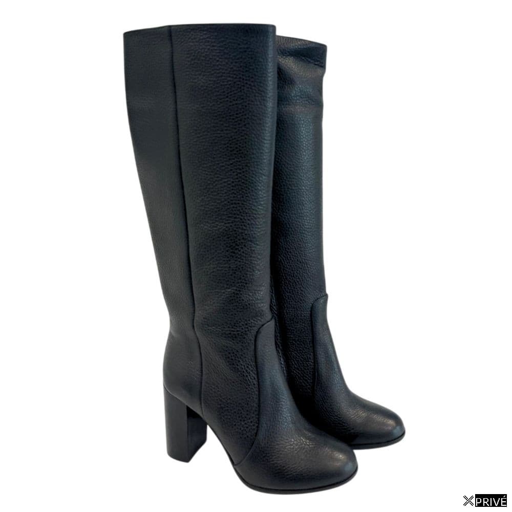 Bottes noires — 3