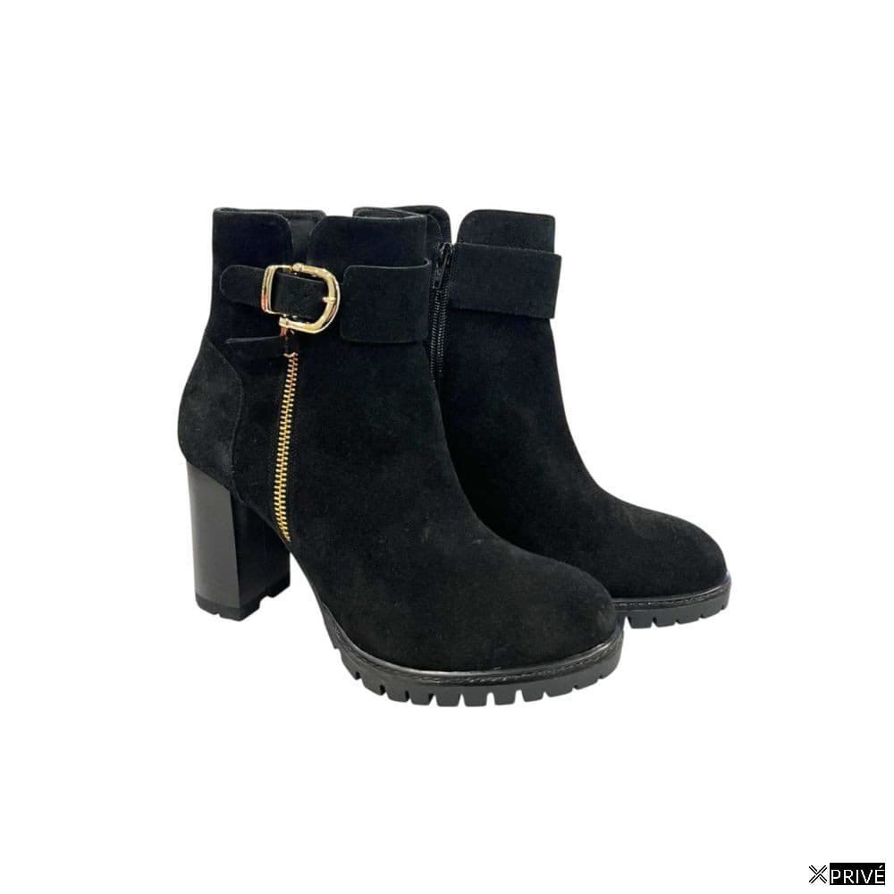 Bottes noires — 3