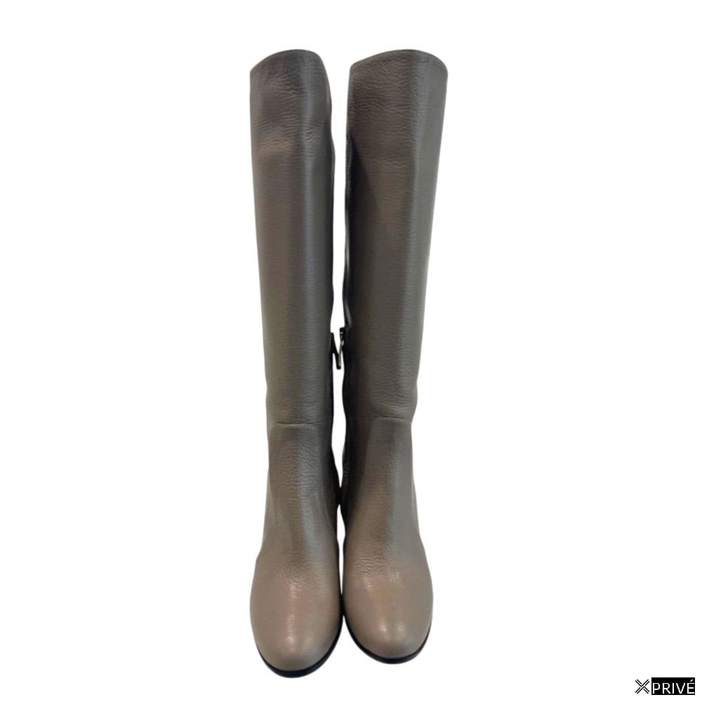 Bottes brunes — 2