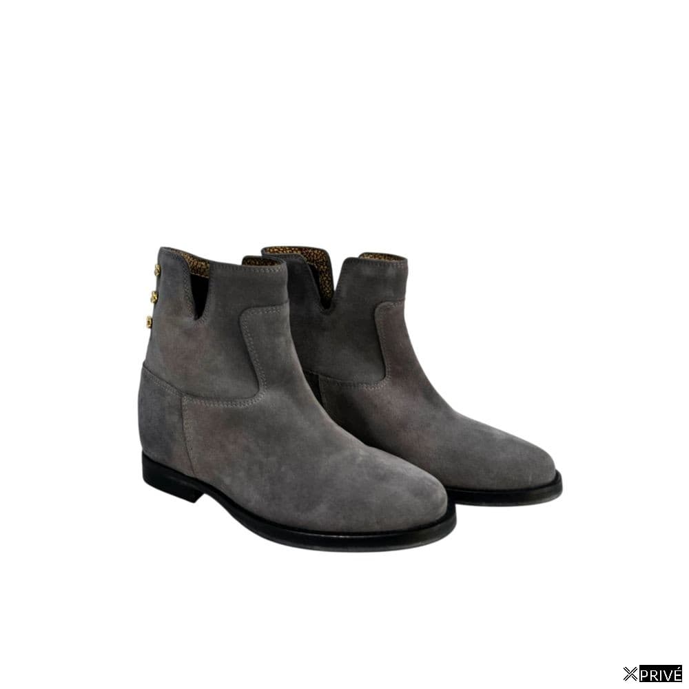 Bottes grises — 3