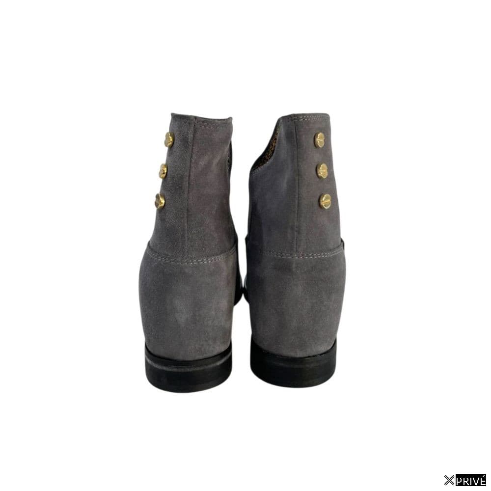 Bottes grises — 6