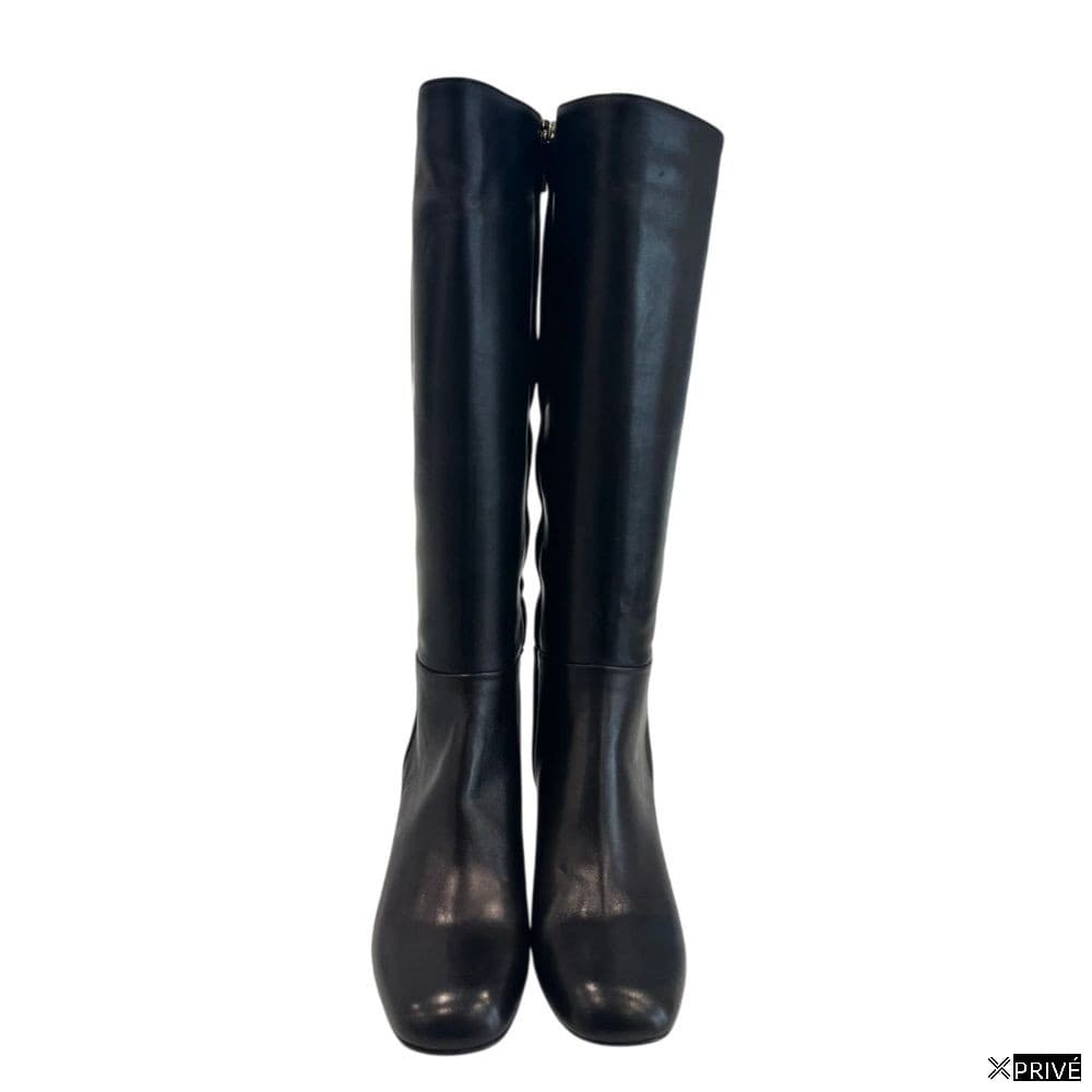 Bottes noires — 2