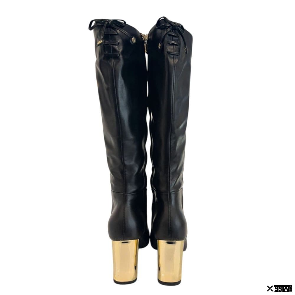 Bottes noires — 4