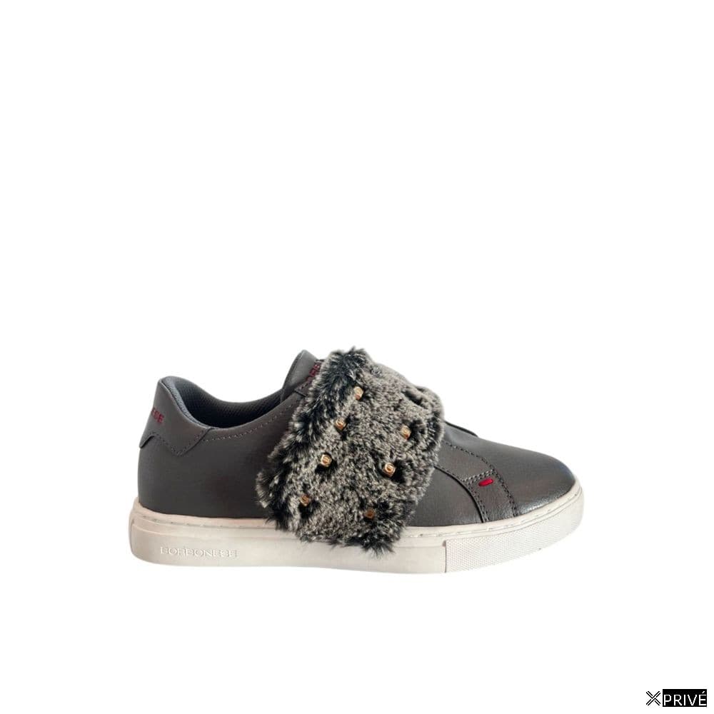 Chaussures de sport grises — 1