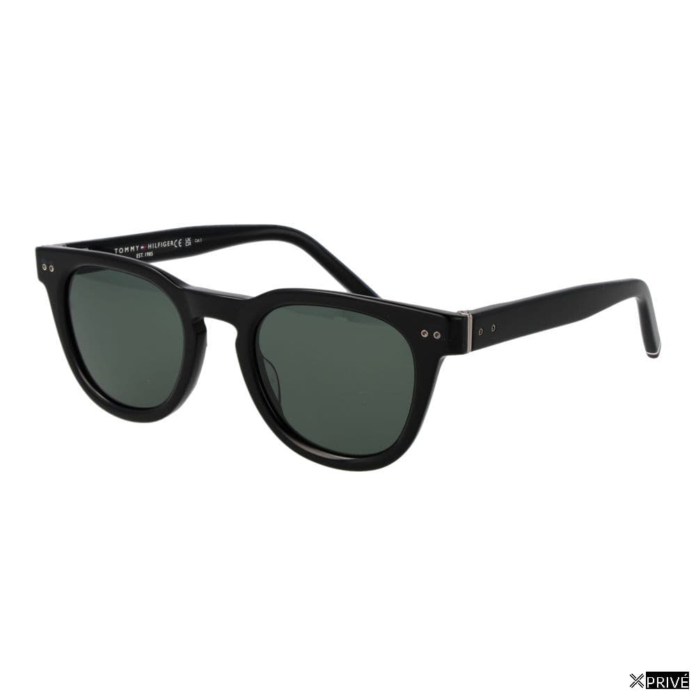 Lunettes de soleil noires — 1