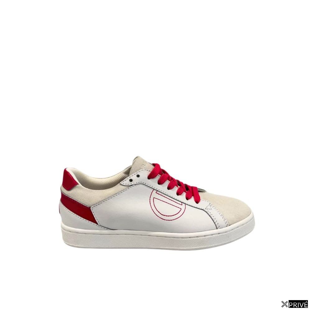 Chaussures de sport blanches — 1