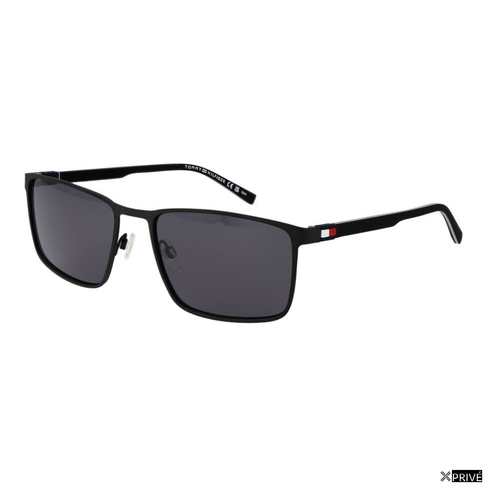 Lunettes de soleil noires — 1