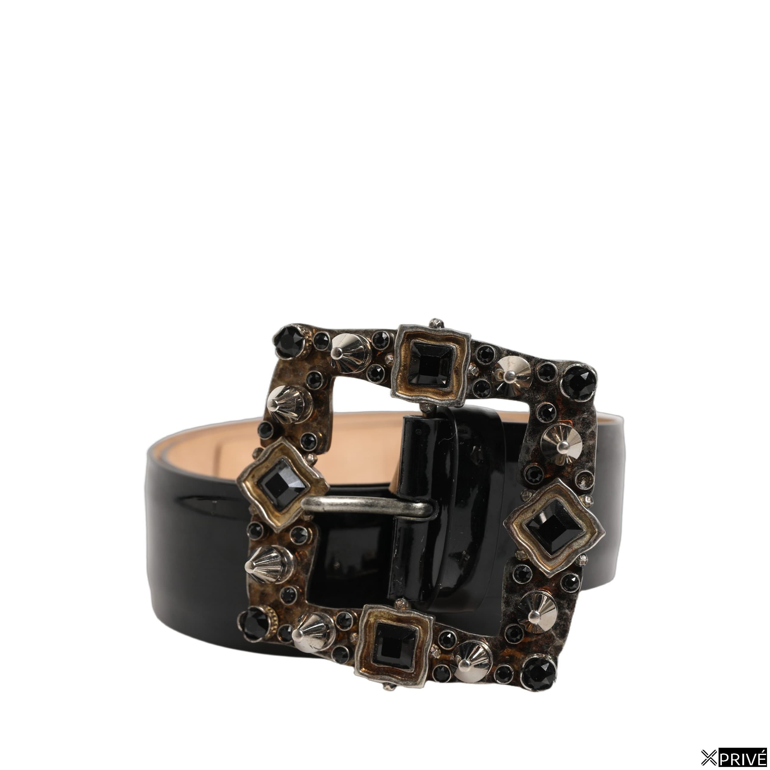 Ceinture dorée — 1