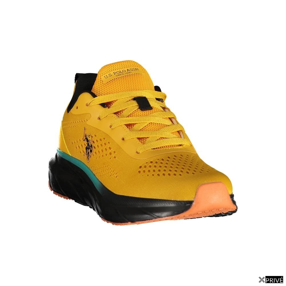 Chaussures de sport jaunes — 2