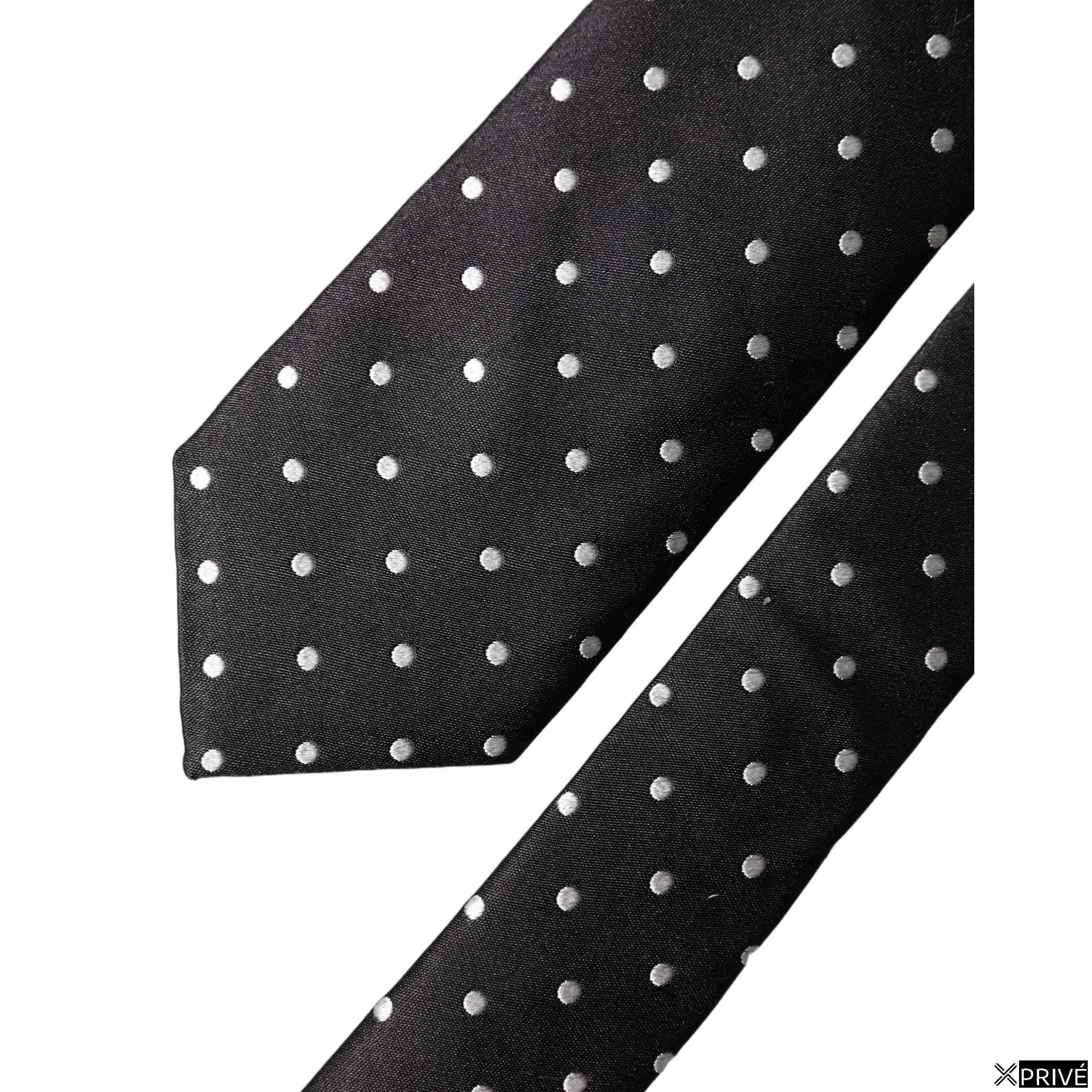 Cravate et nœud papillon noir — 5