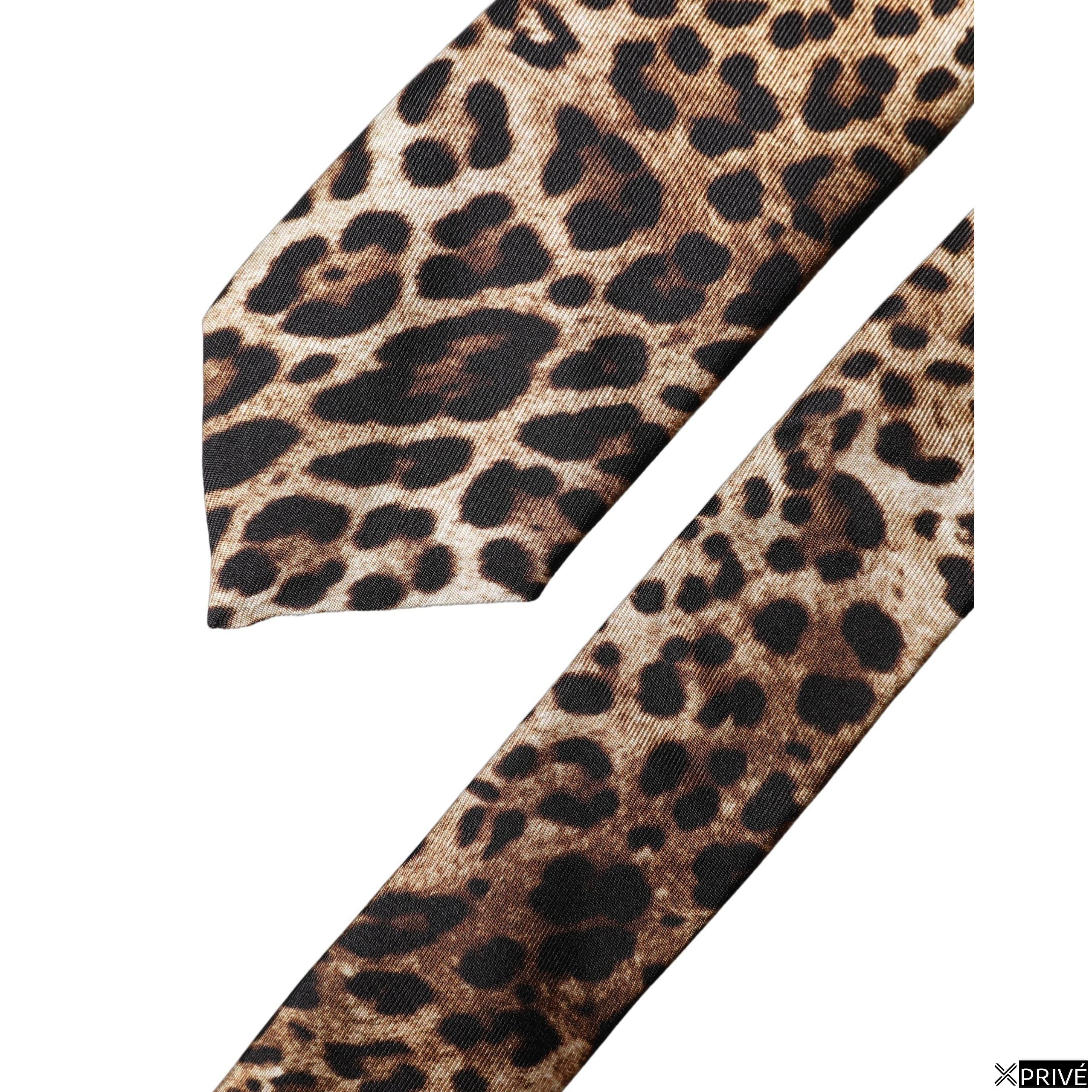 Cravate et nœud papillon brun — 5