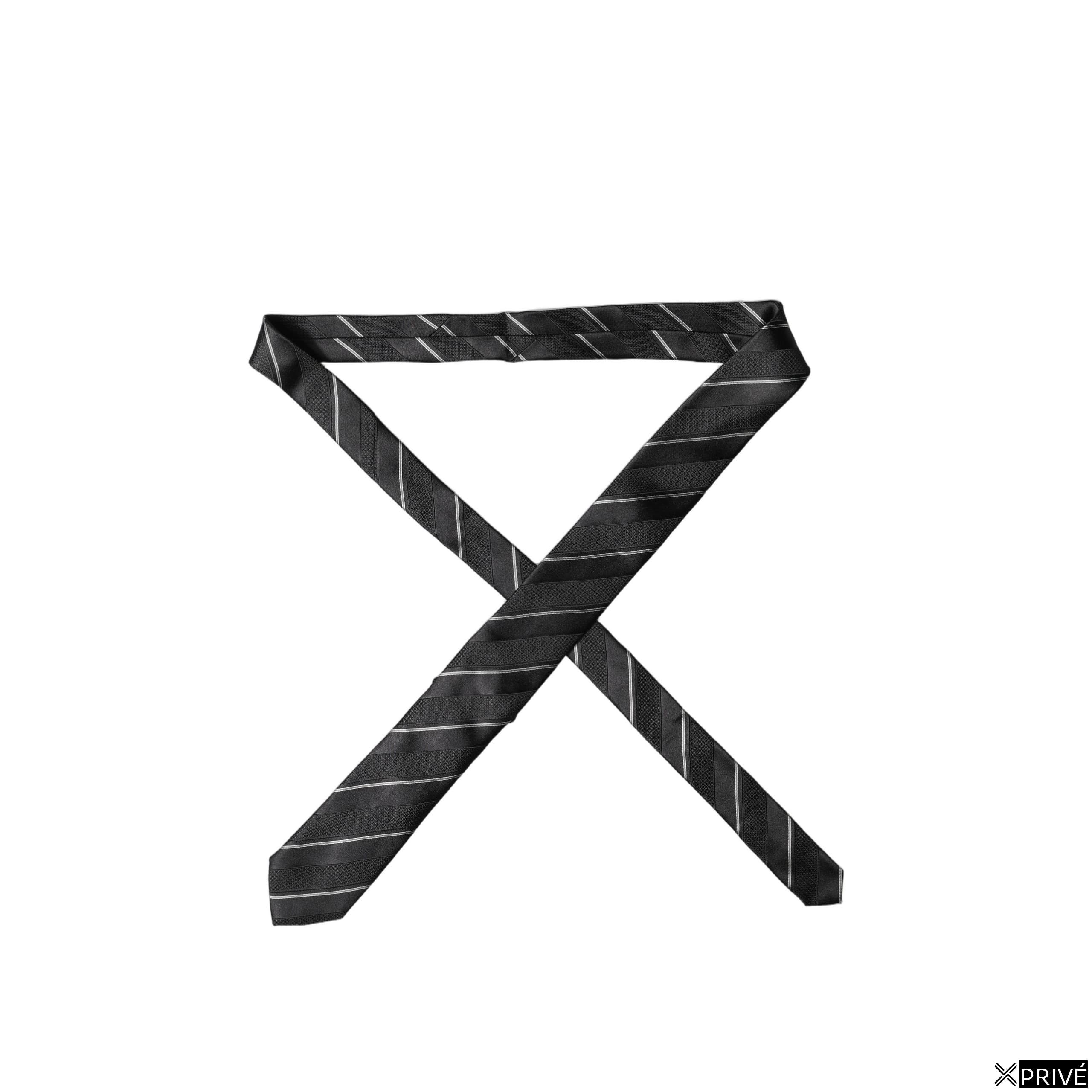 Cravate et nœud papillon noir et blanc — 5