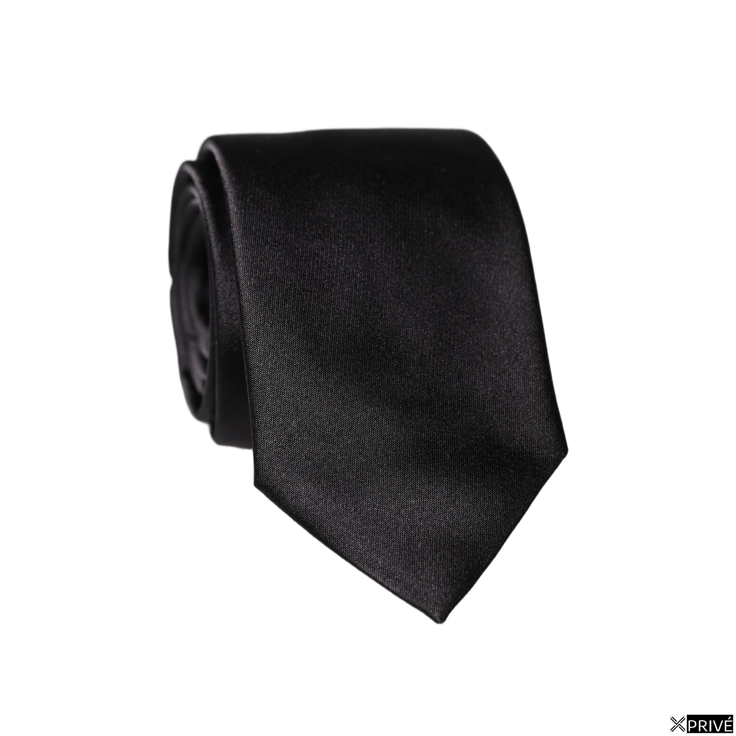 Cravate et nœud papillon noir — 1