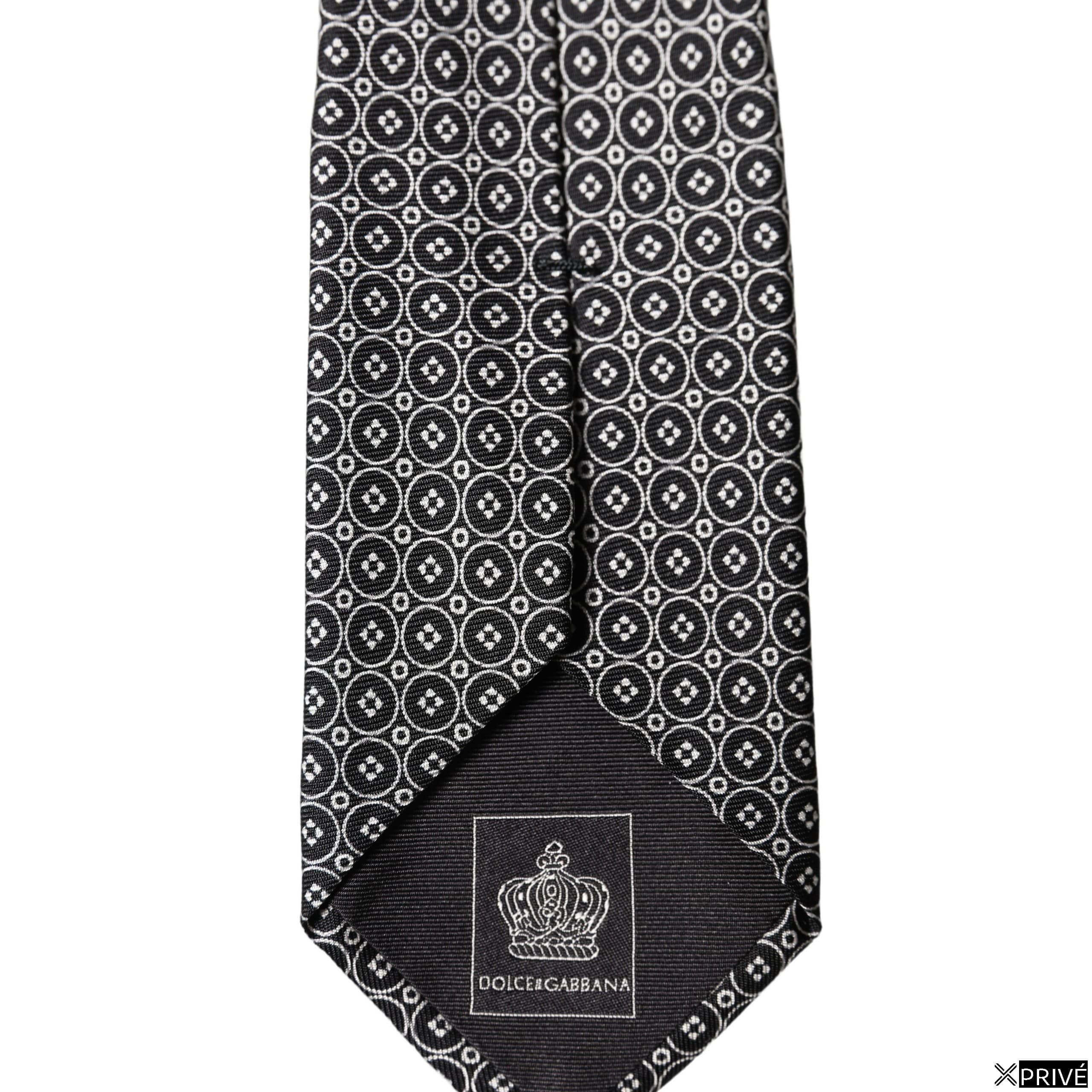 Cravate et nœud papillon noir et blanc — 5