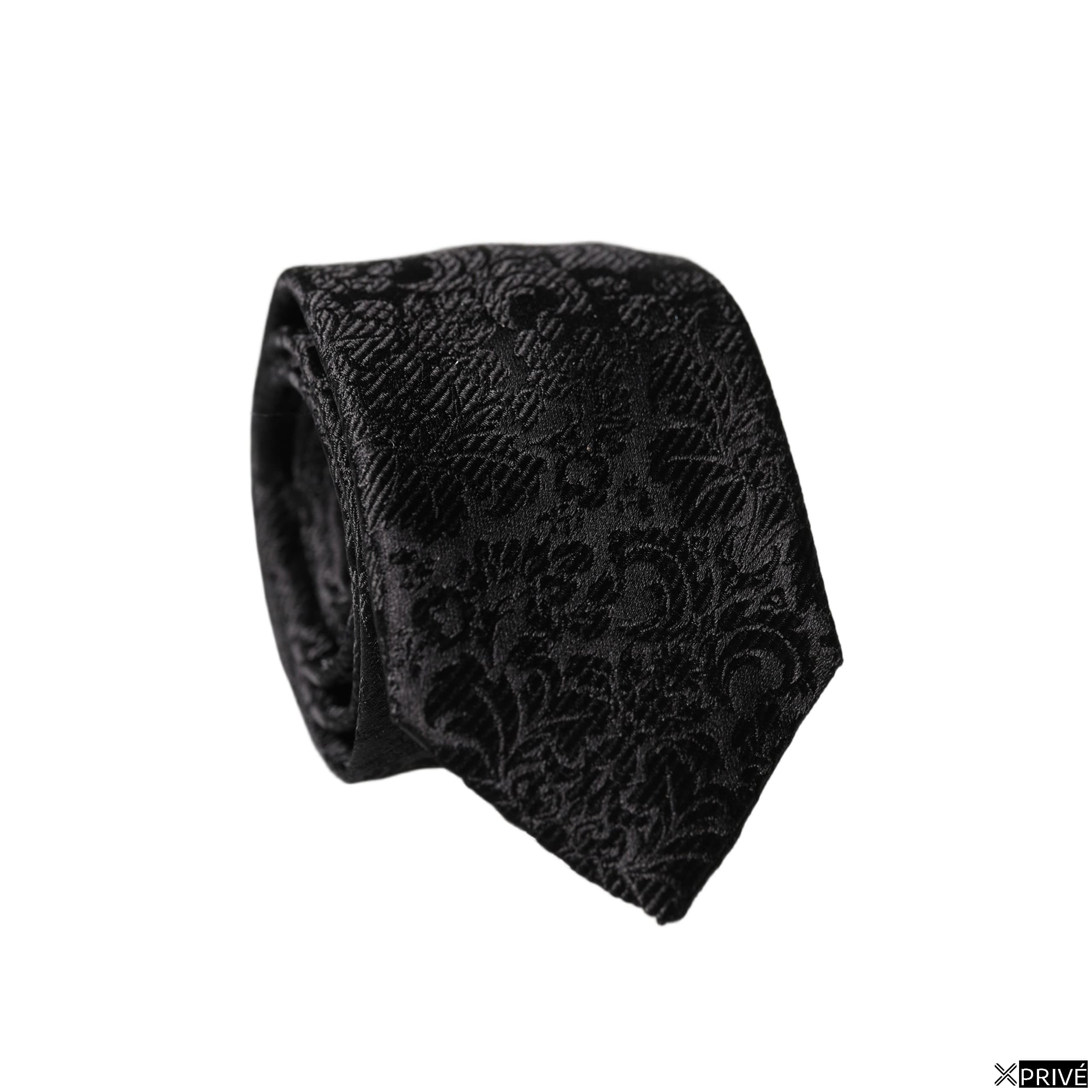 Cravate et nœud papillon noir — 1