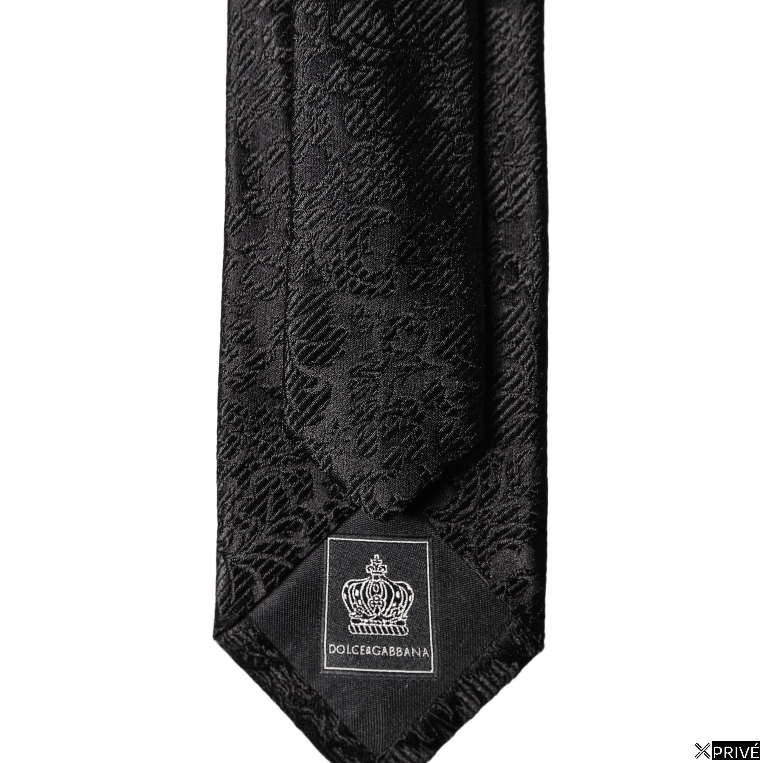Cravate et nœud papillon noir — 3