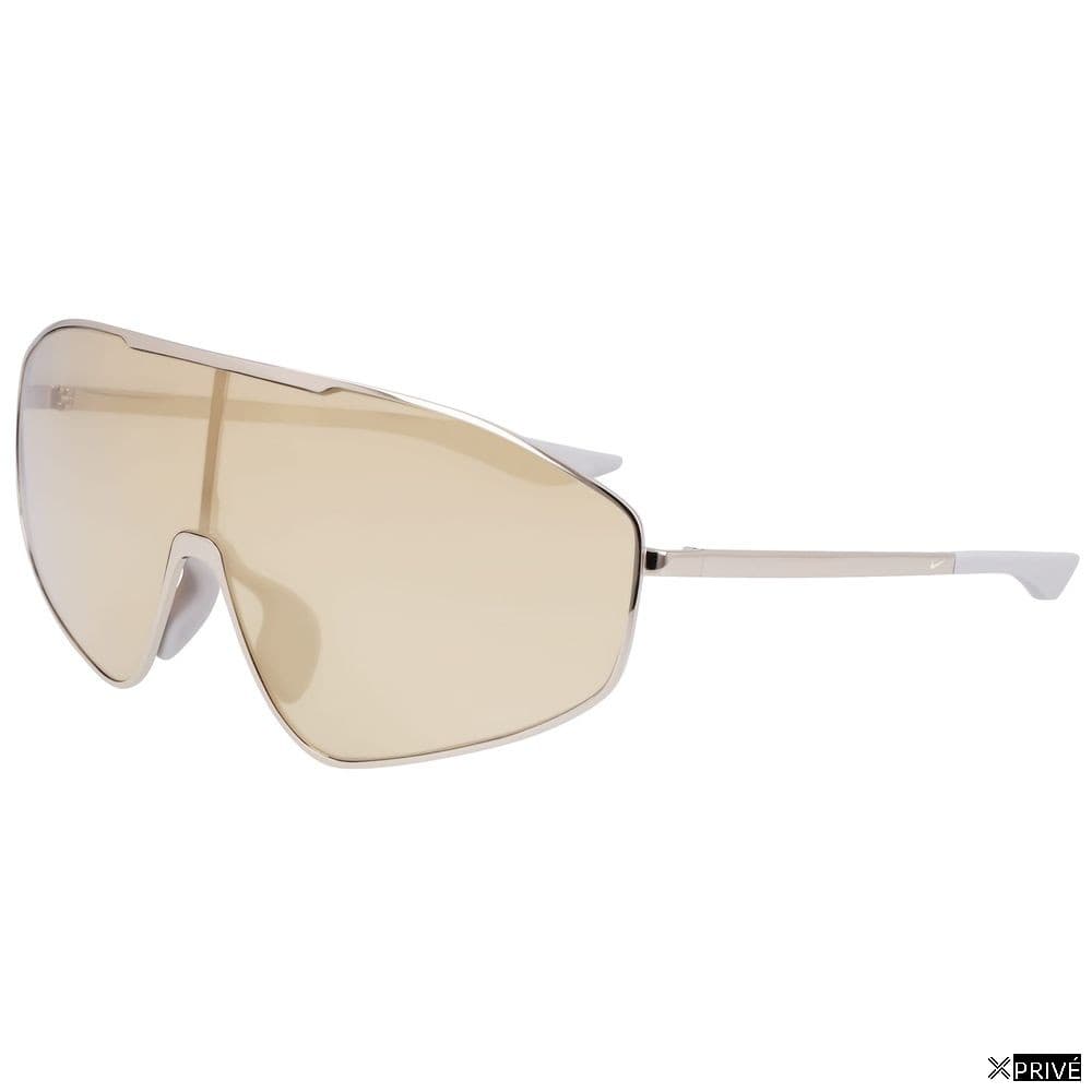 Lunettes de soleil grises — 1