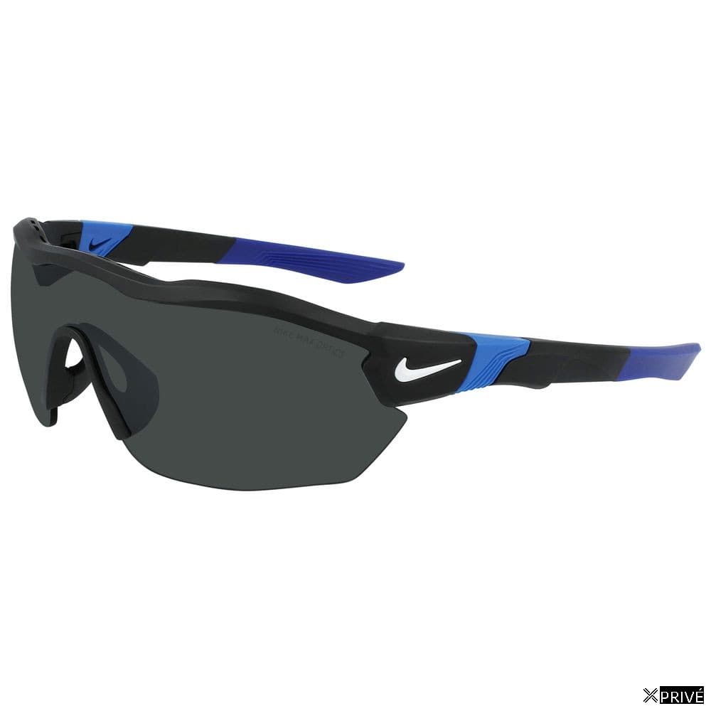 Lunettes de soleil noires en Injecté — 1